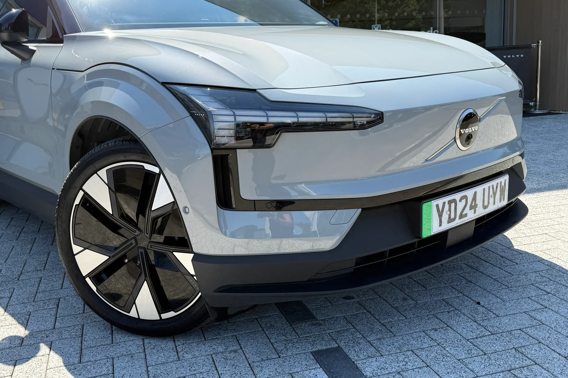 Volvo EX30 thumbnail image number 7