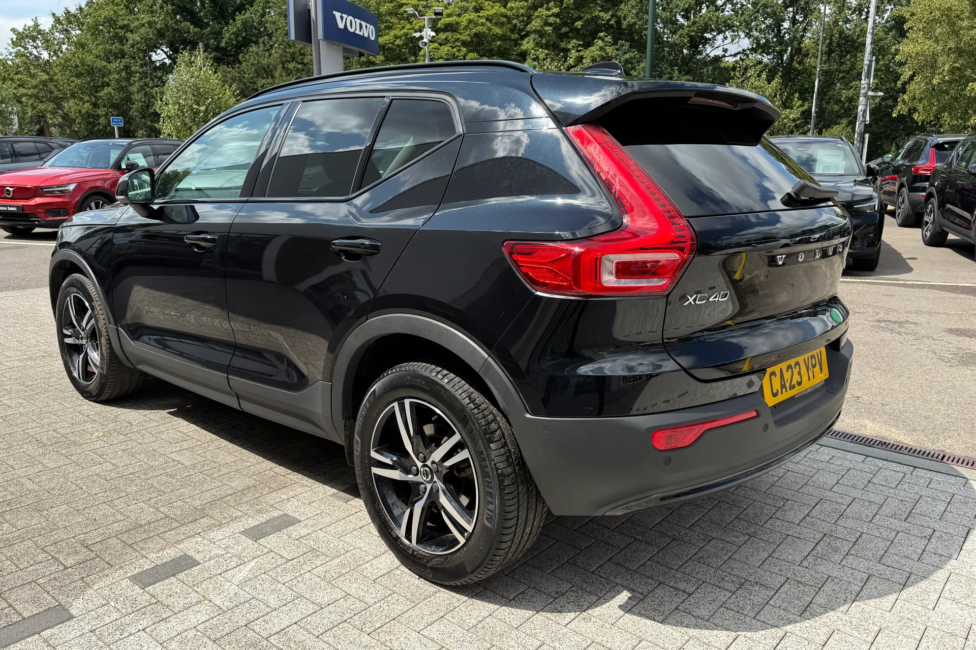 Volvo XC40 thumbnail image number 10