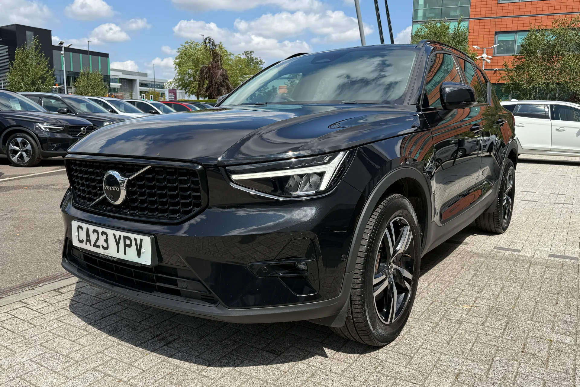 Volvo XC40 thumbnail image number 12