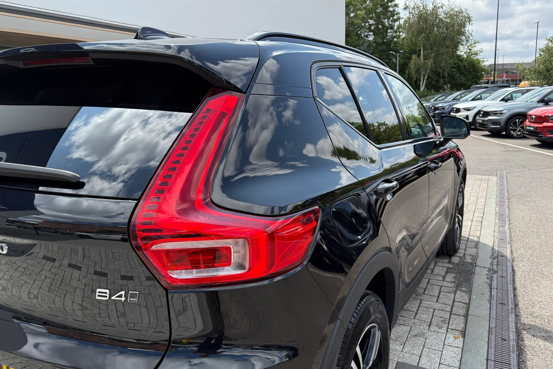 Volvo XC40 thumbnail image number 17
