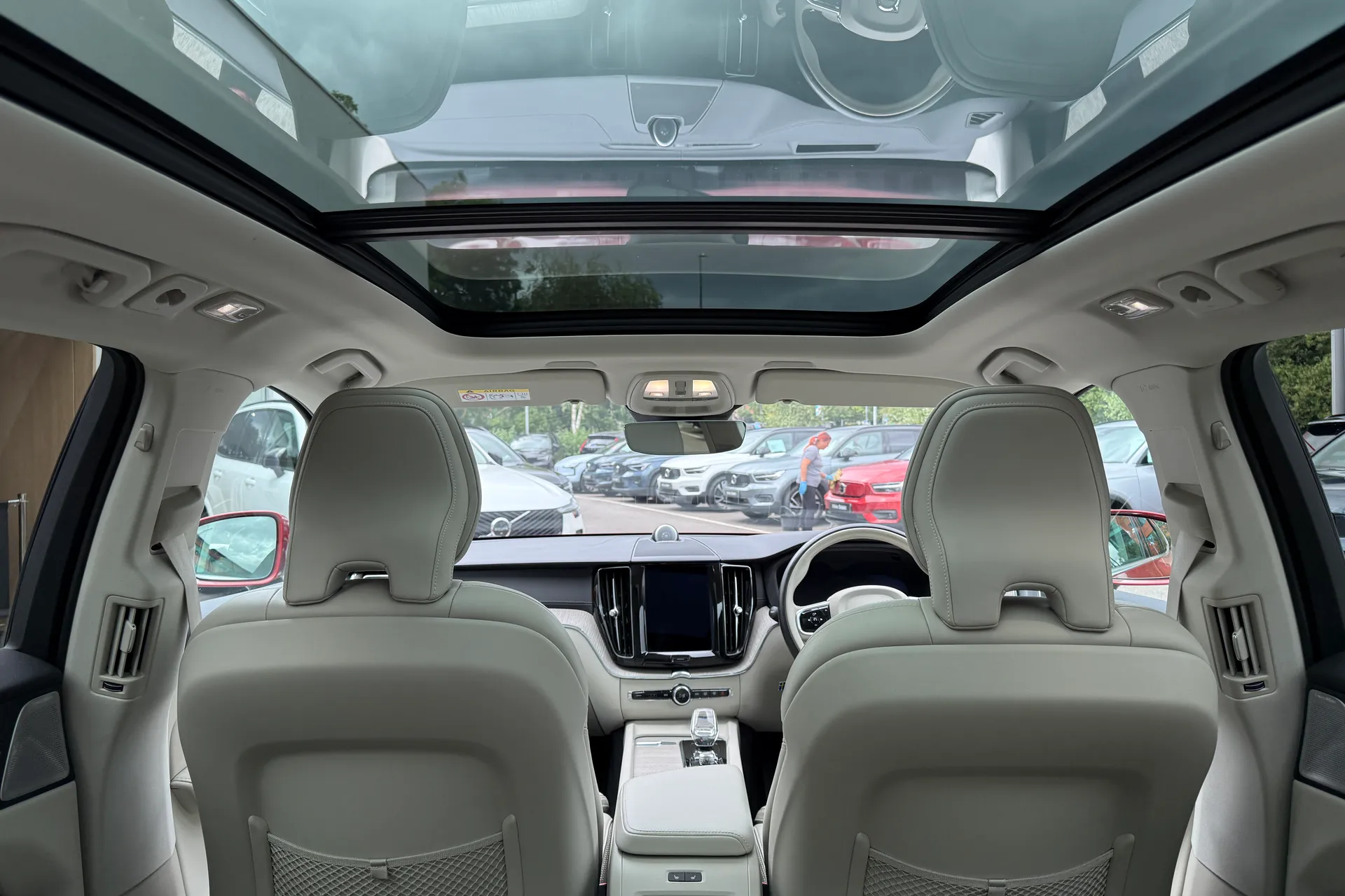 Volvo XC60 thumbnail image number 7