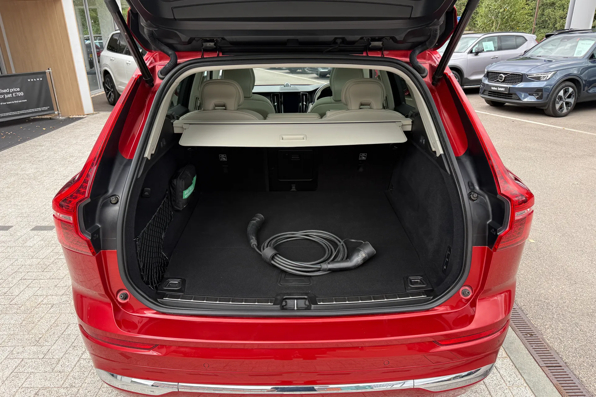 Volvo XC60 thumbnail image number 20