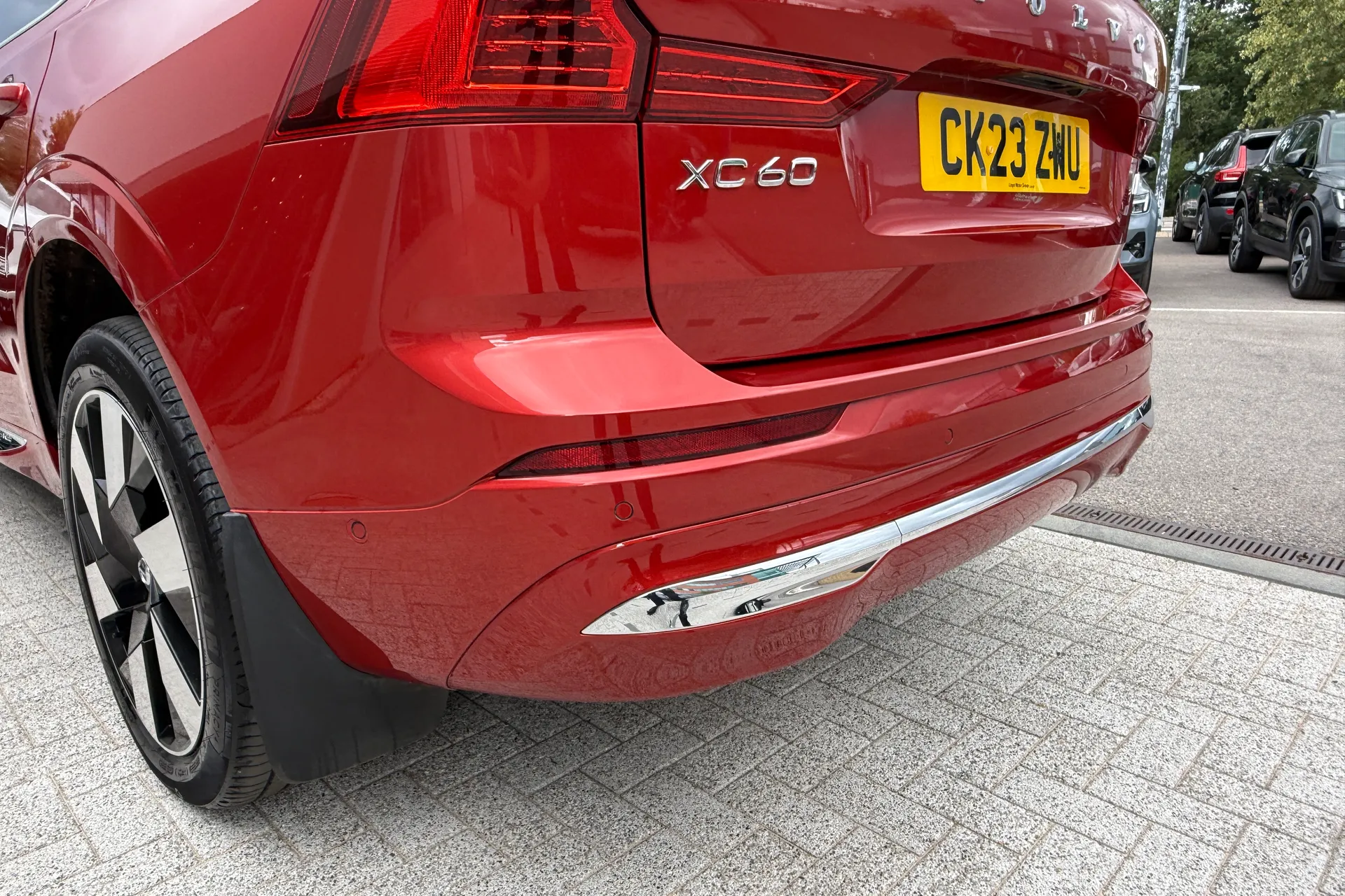 Volvo XC60 thumbnail image number 19