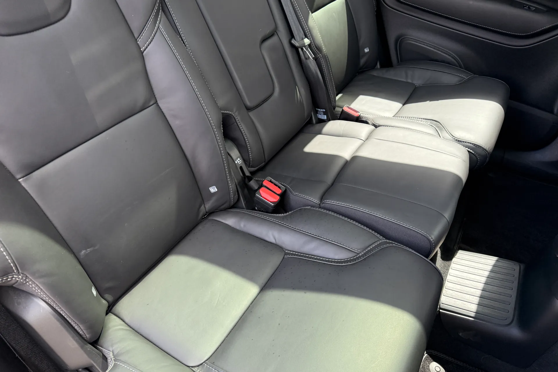 Volvo XC90 thumbnail image number 27