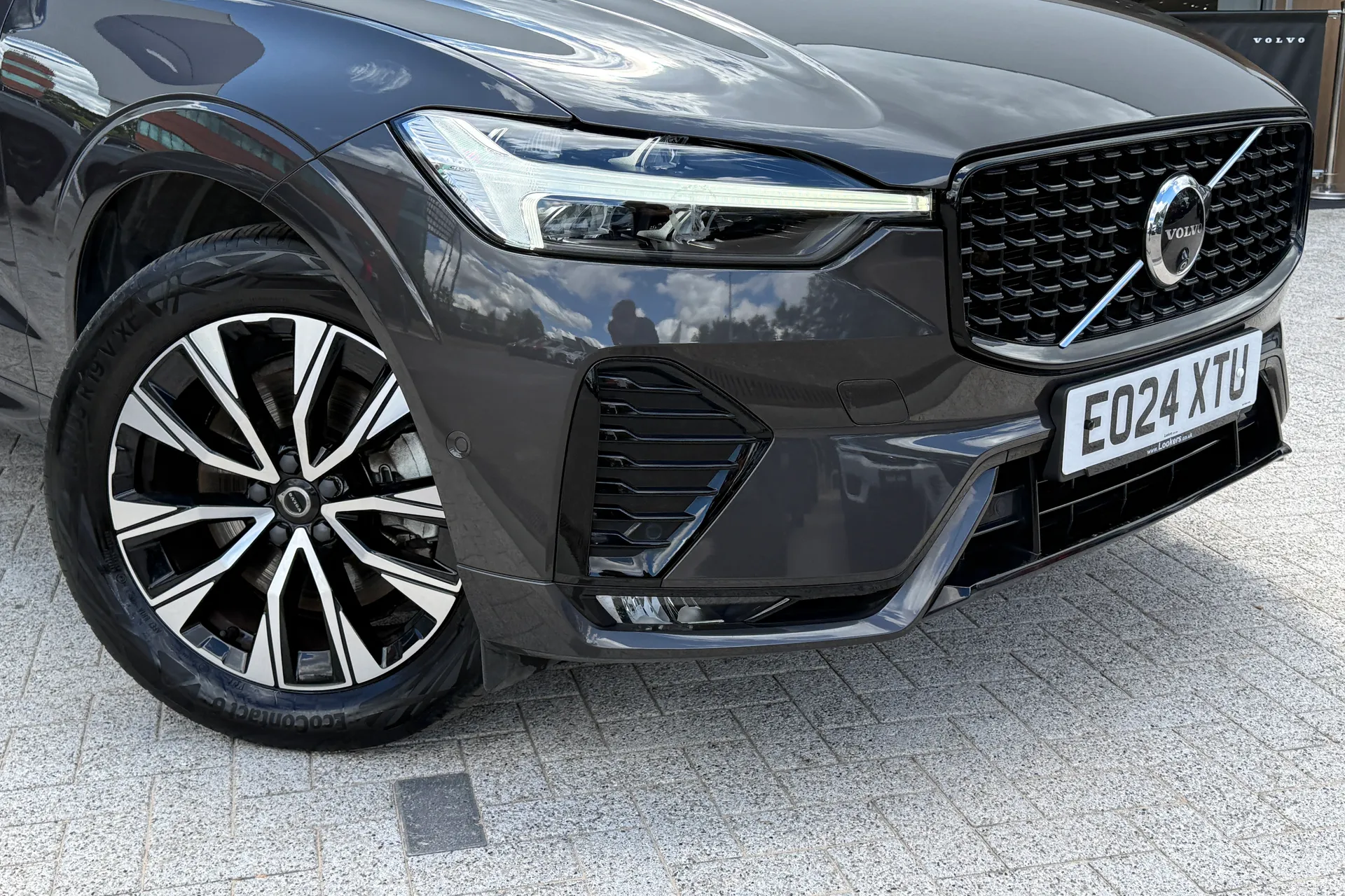 Volvo XC60 thumbnail image number 7
