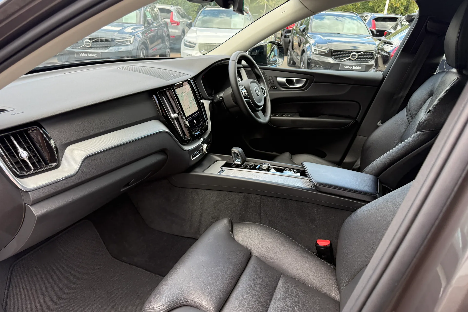 Volvo XC60 thumbnail image number 27