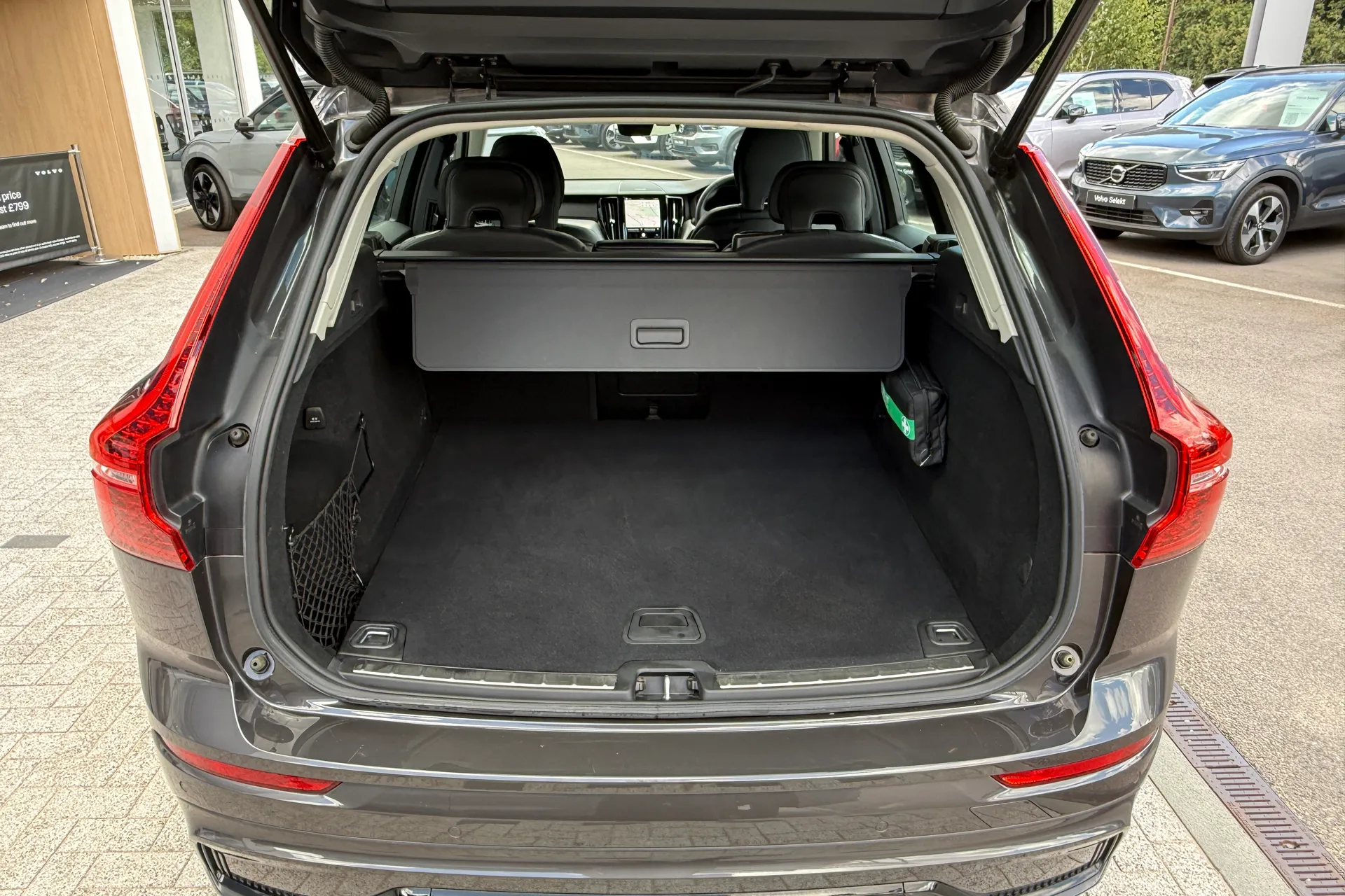 Volvo XC60 thumbnail image number 20