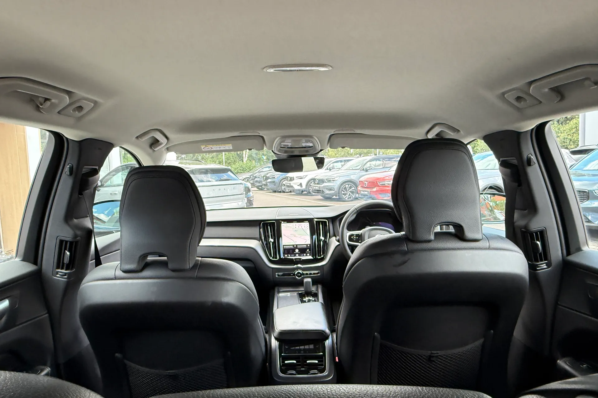 Volvo XC60 thumbnail image number 22