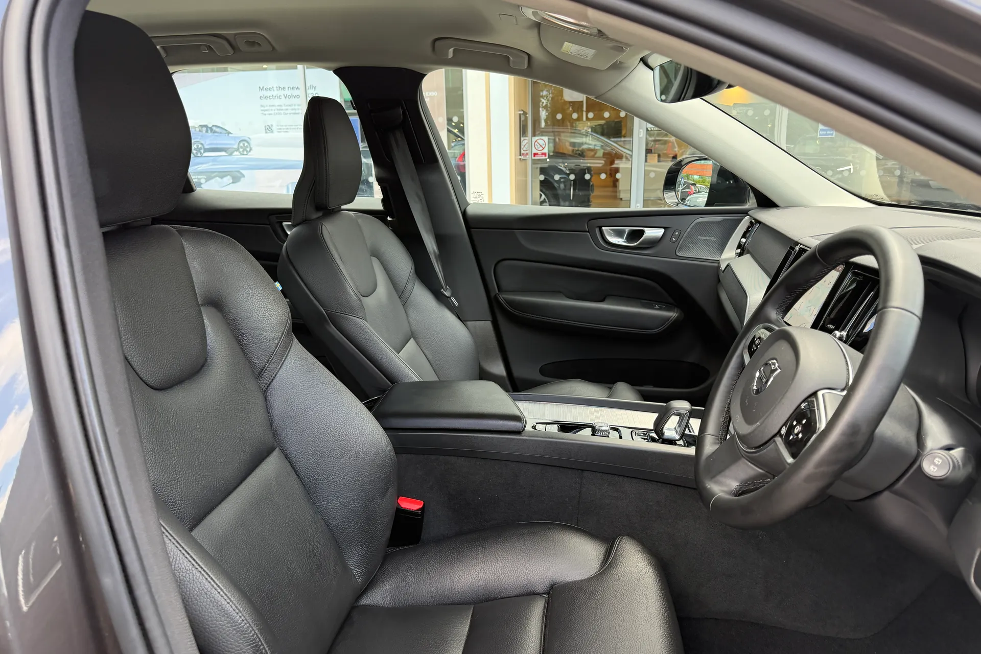 Volvo XC60 thumbnail image number 26