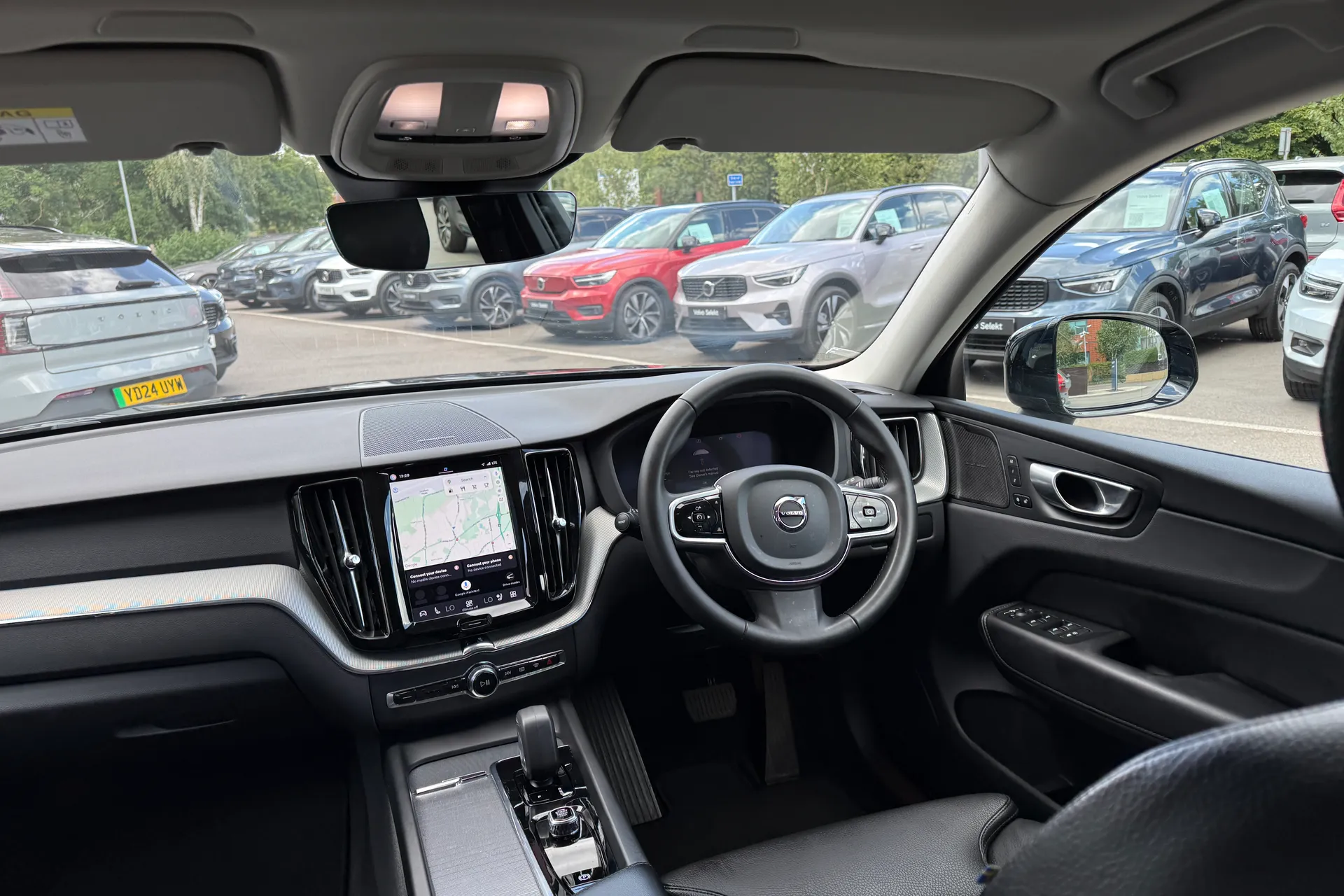 Volvo XC60 thumbnail image number 32