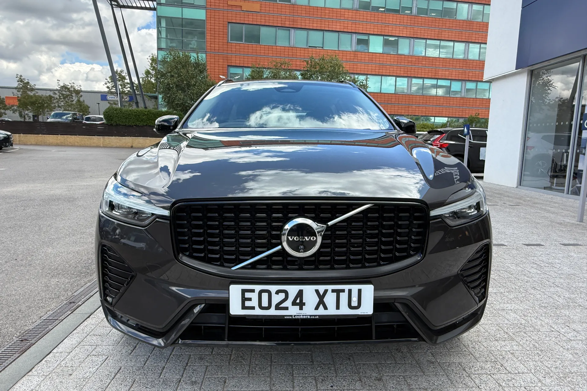Volvo XC60 thumbnail image number 13