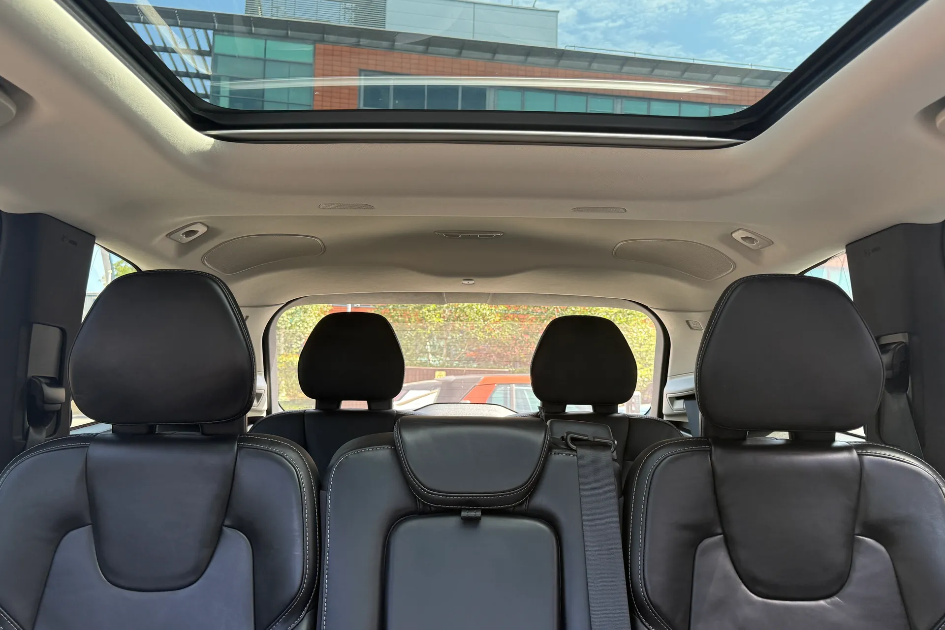 Volvo XC90 thumbnail image number 7
