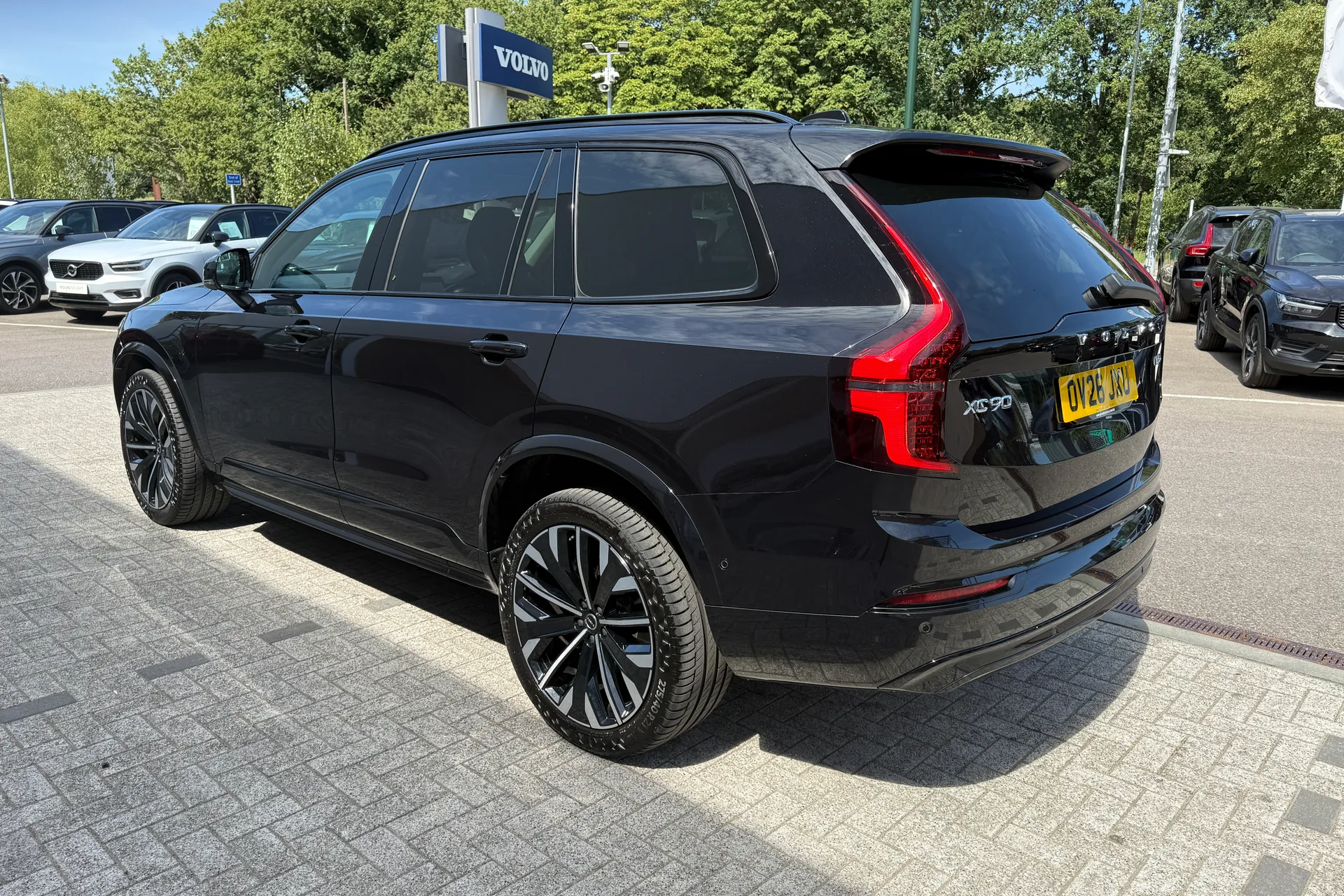 Volvo XC90 thumbnail image number 11