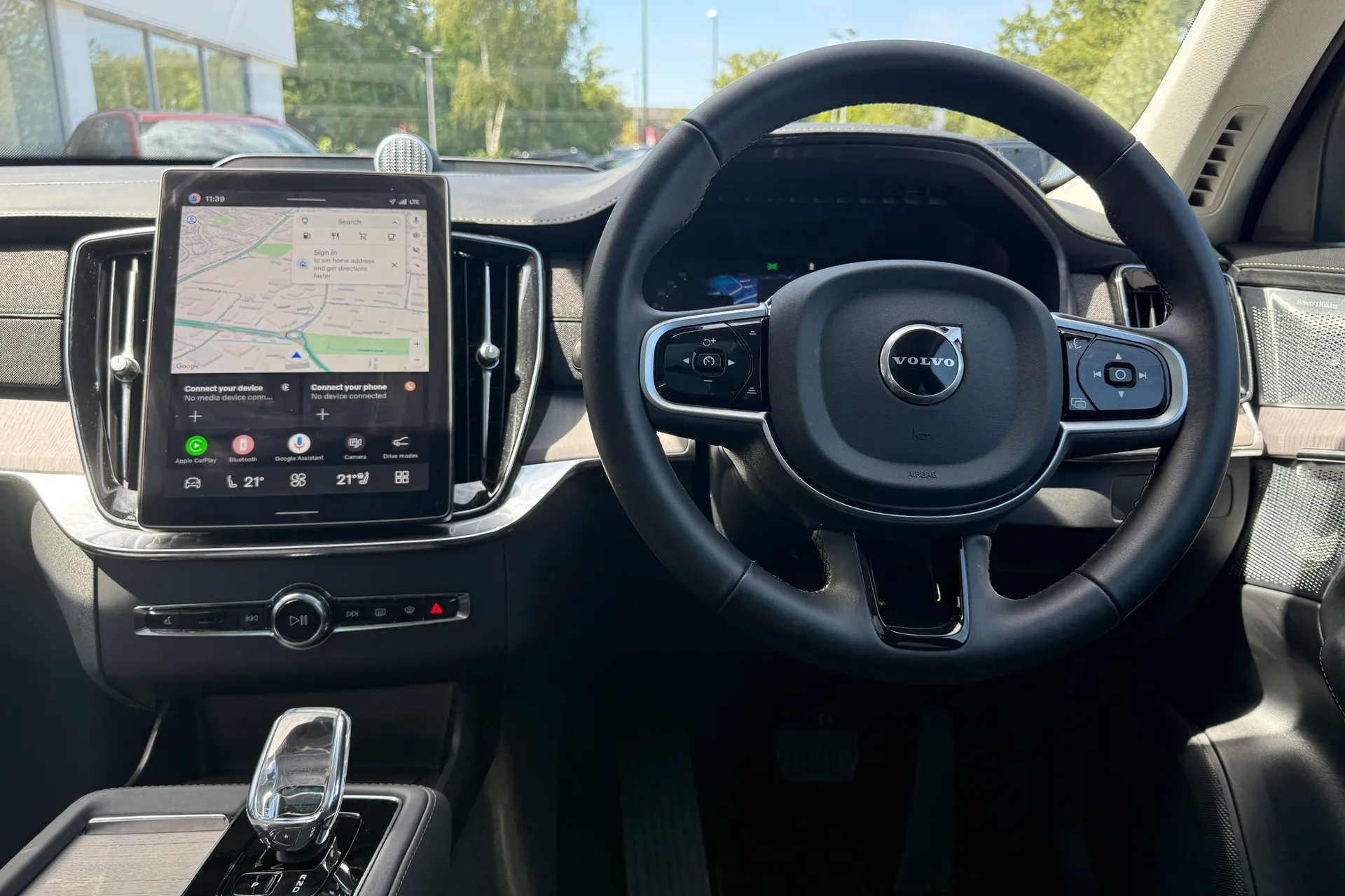 Volvo XC90 thumbnail image number 37