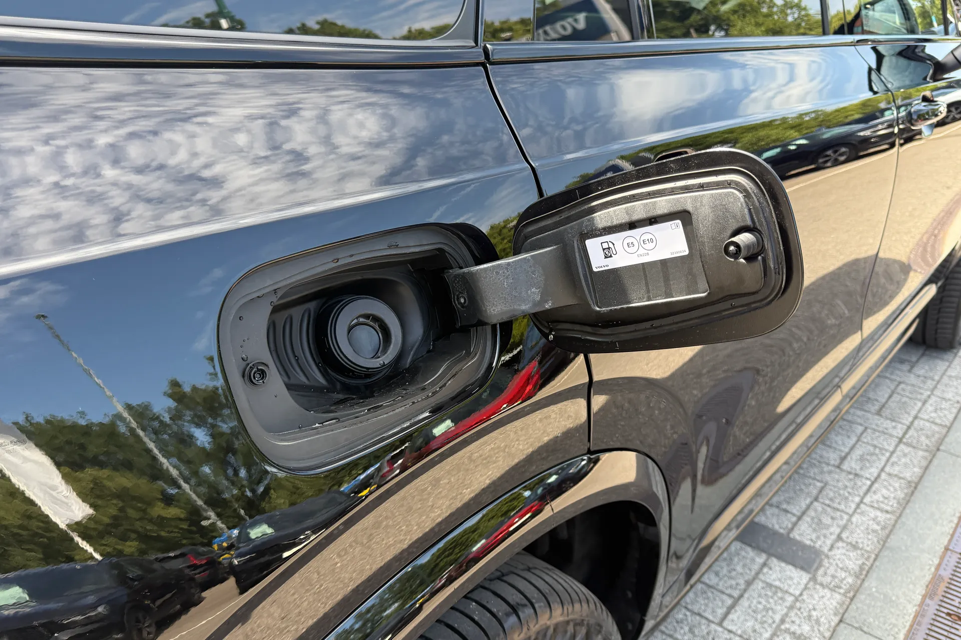 Volvo XC90 thumbnail image number 17