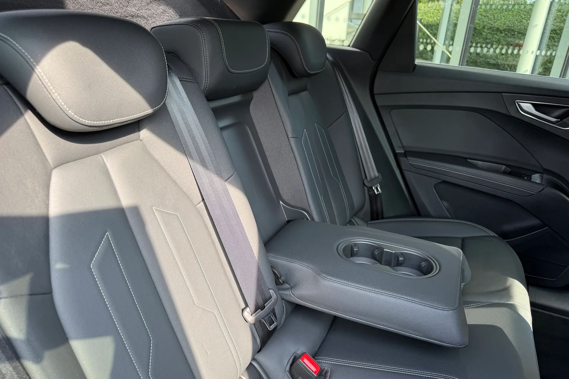 Audi Q4 thumbnail image number 48