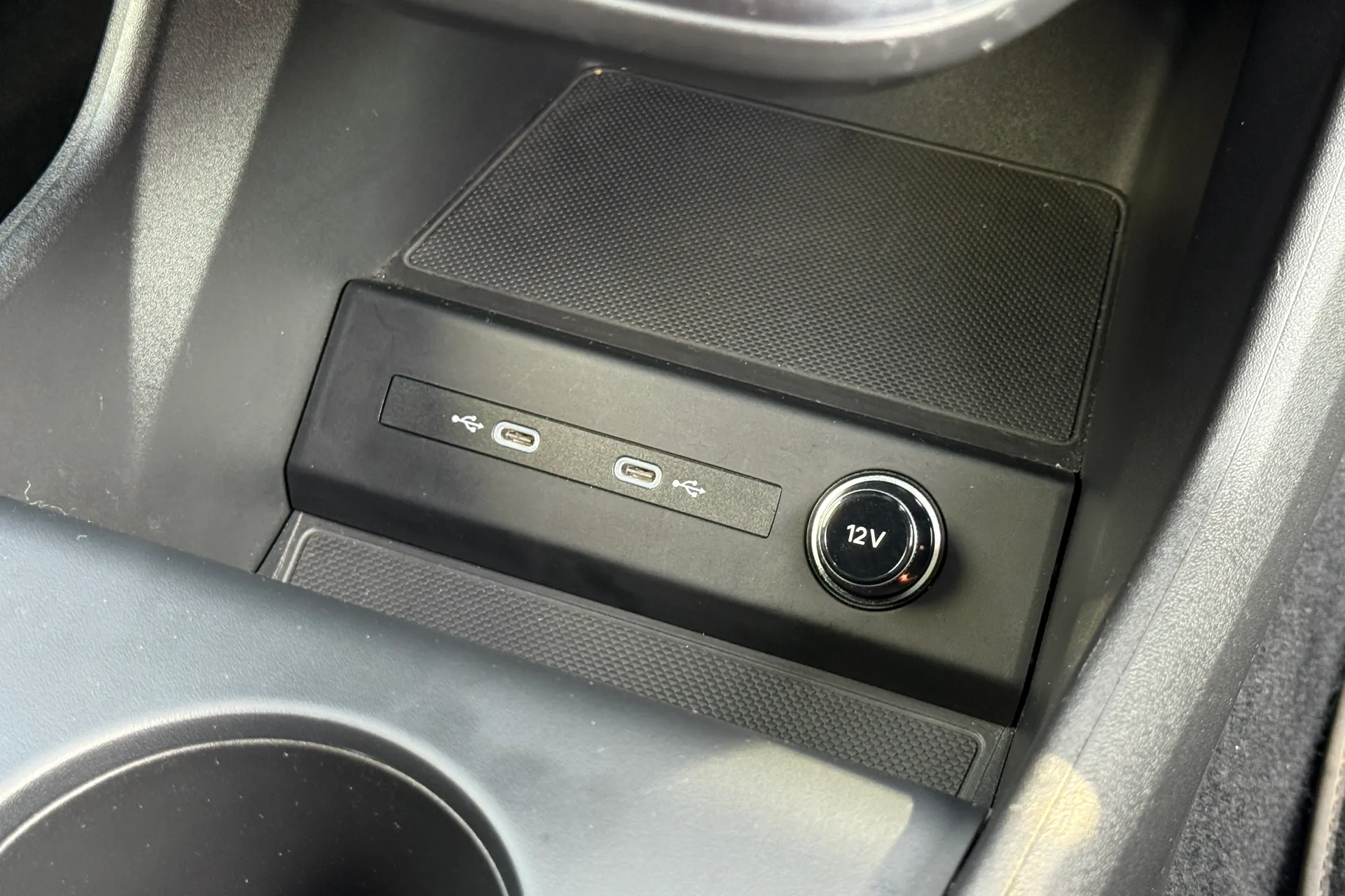 Audi Q4 thumbnail image number 50