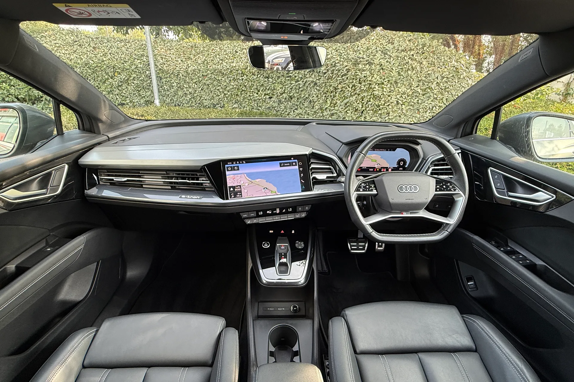 Audi Q4 thumbnail image number 5