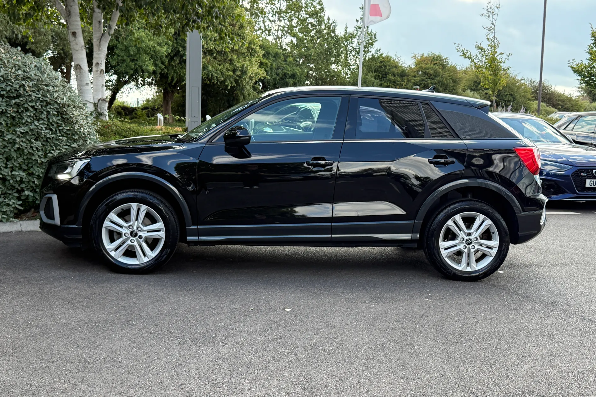 Audi Q2 thumbnail image number 21