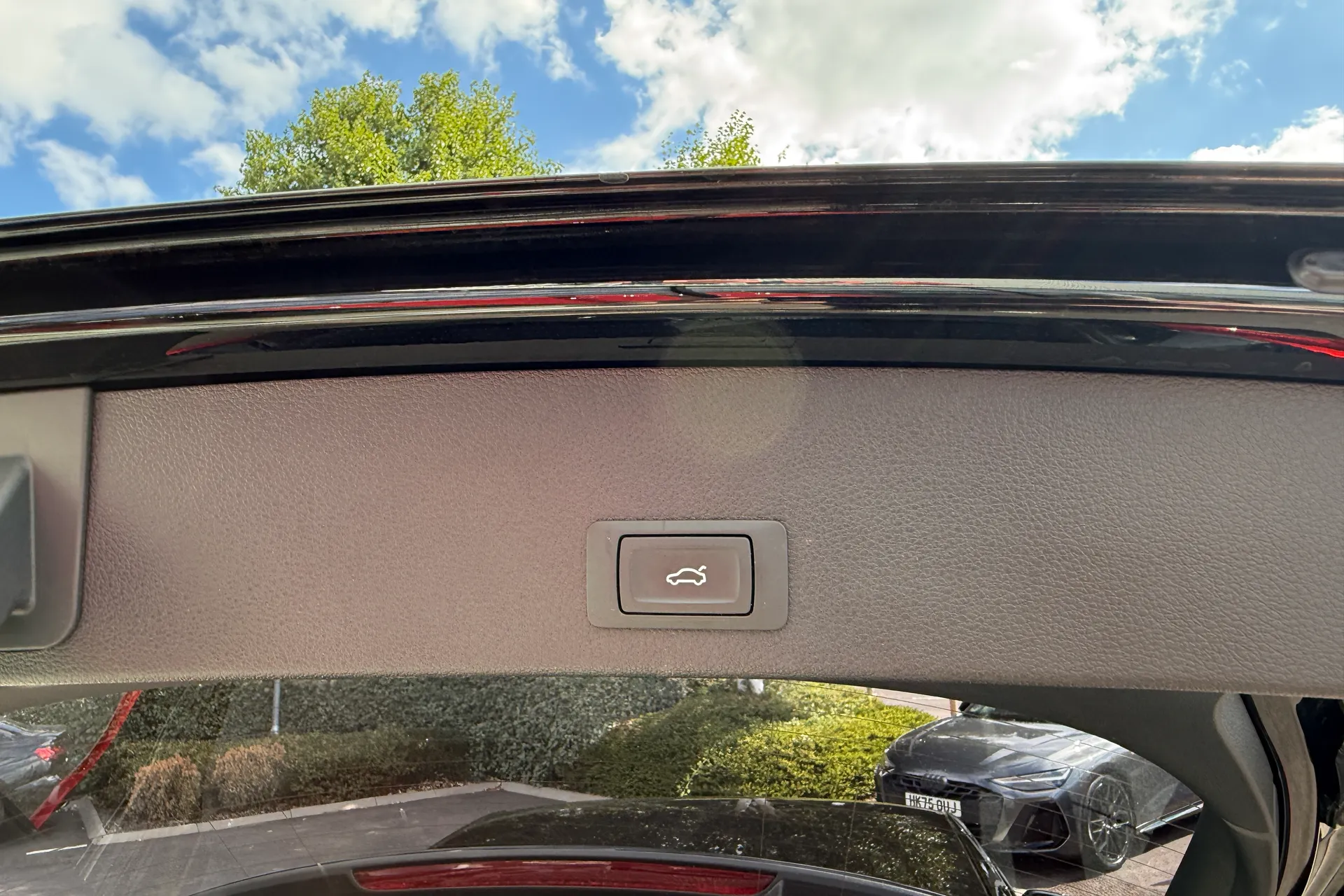 Audi Q2 thumbnail image number 41