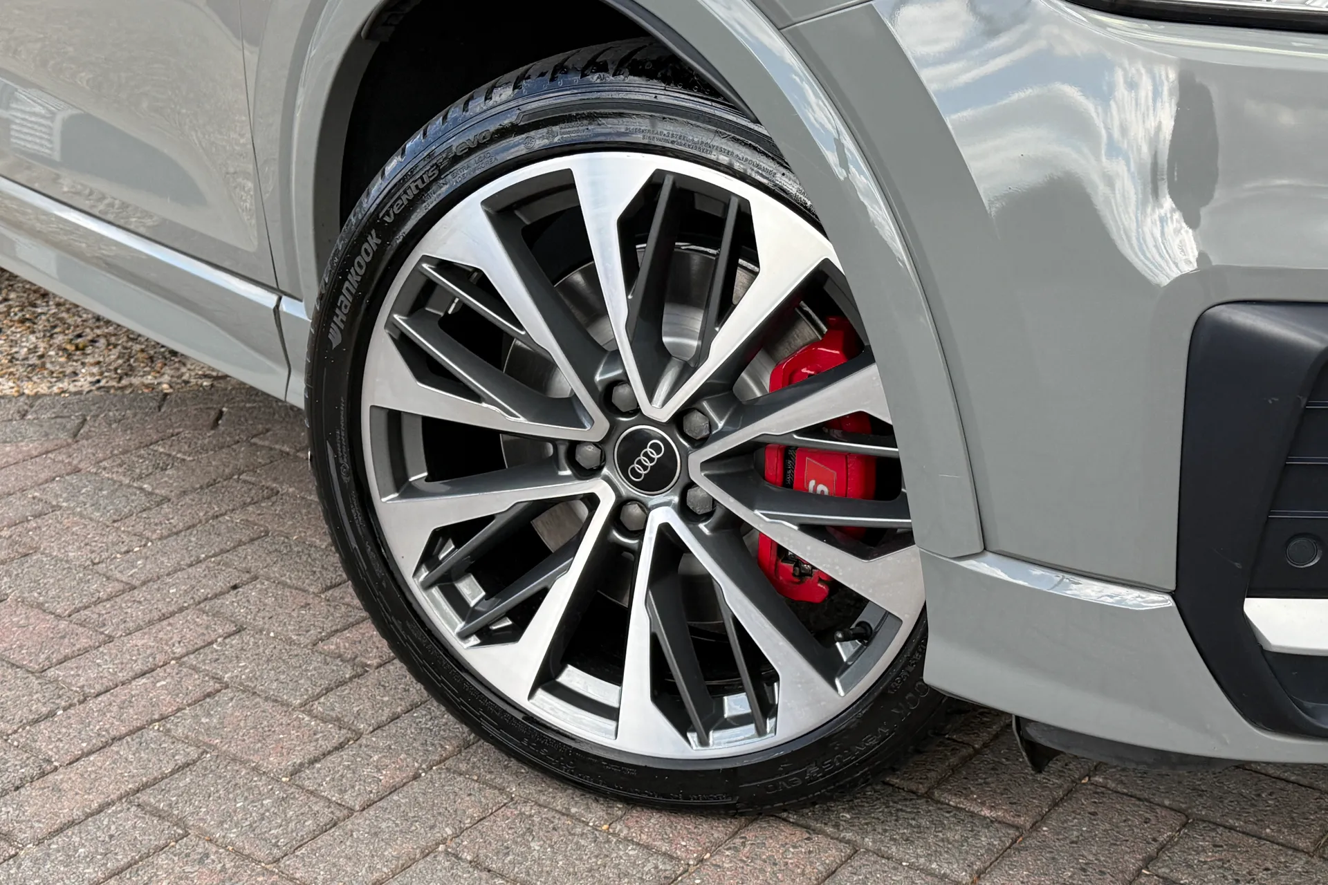 Audi Q2 thumbnail image number 7