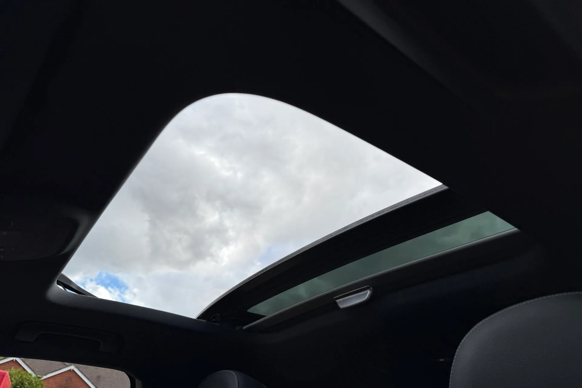 Audi Q2 thumbnail image number 32