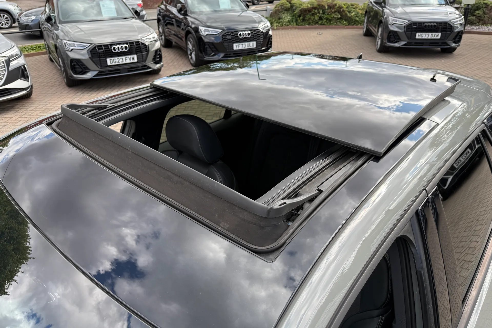 Audi Q2 thumbnail image number 8
