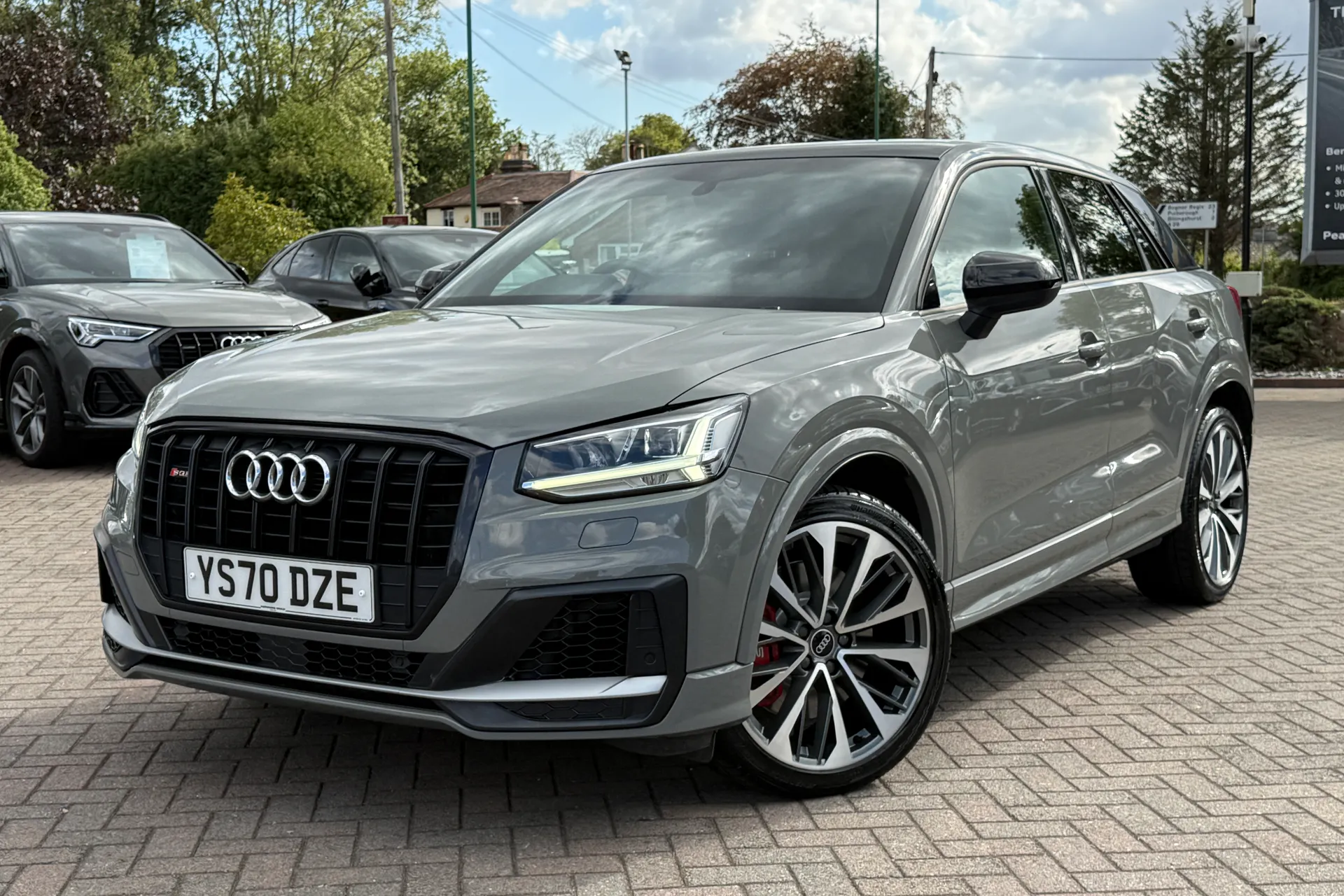 Audi Q2 thumbnail image number 24