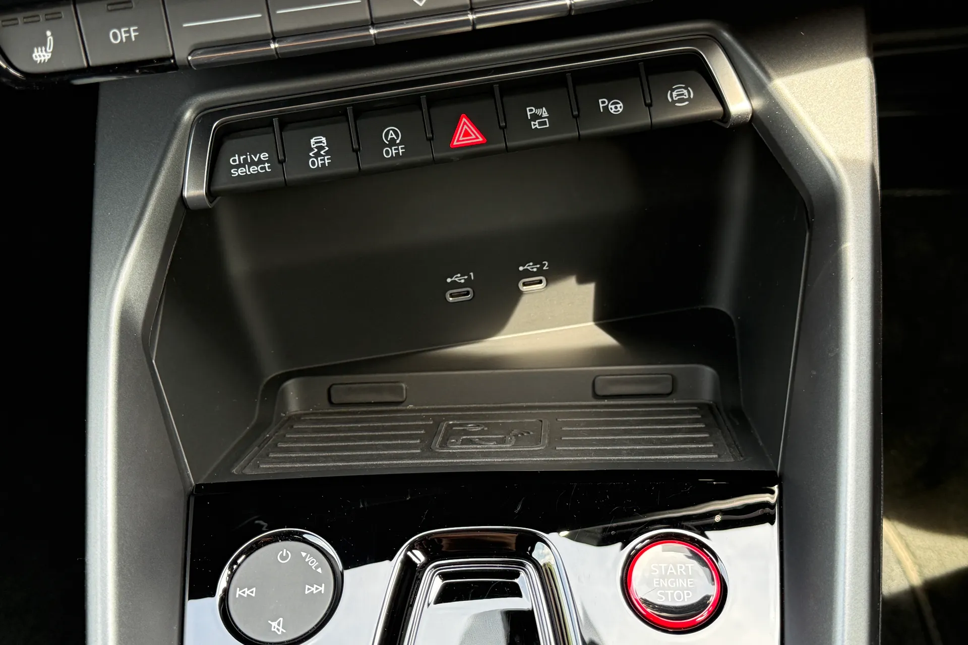 Audi RS3 thumbnail image number 23