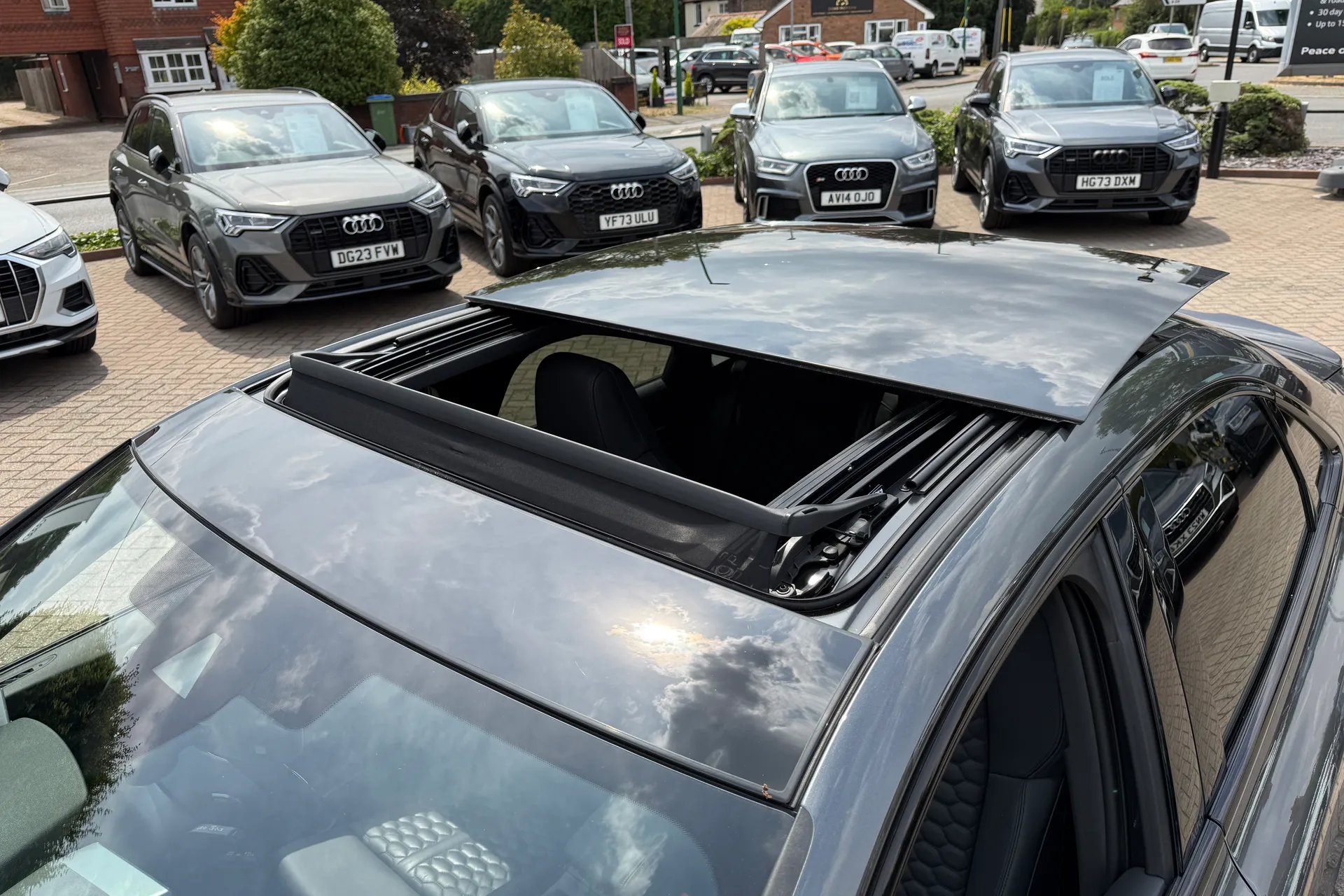 Audi RS3 thumbnail image number 8