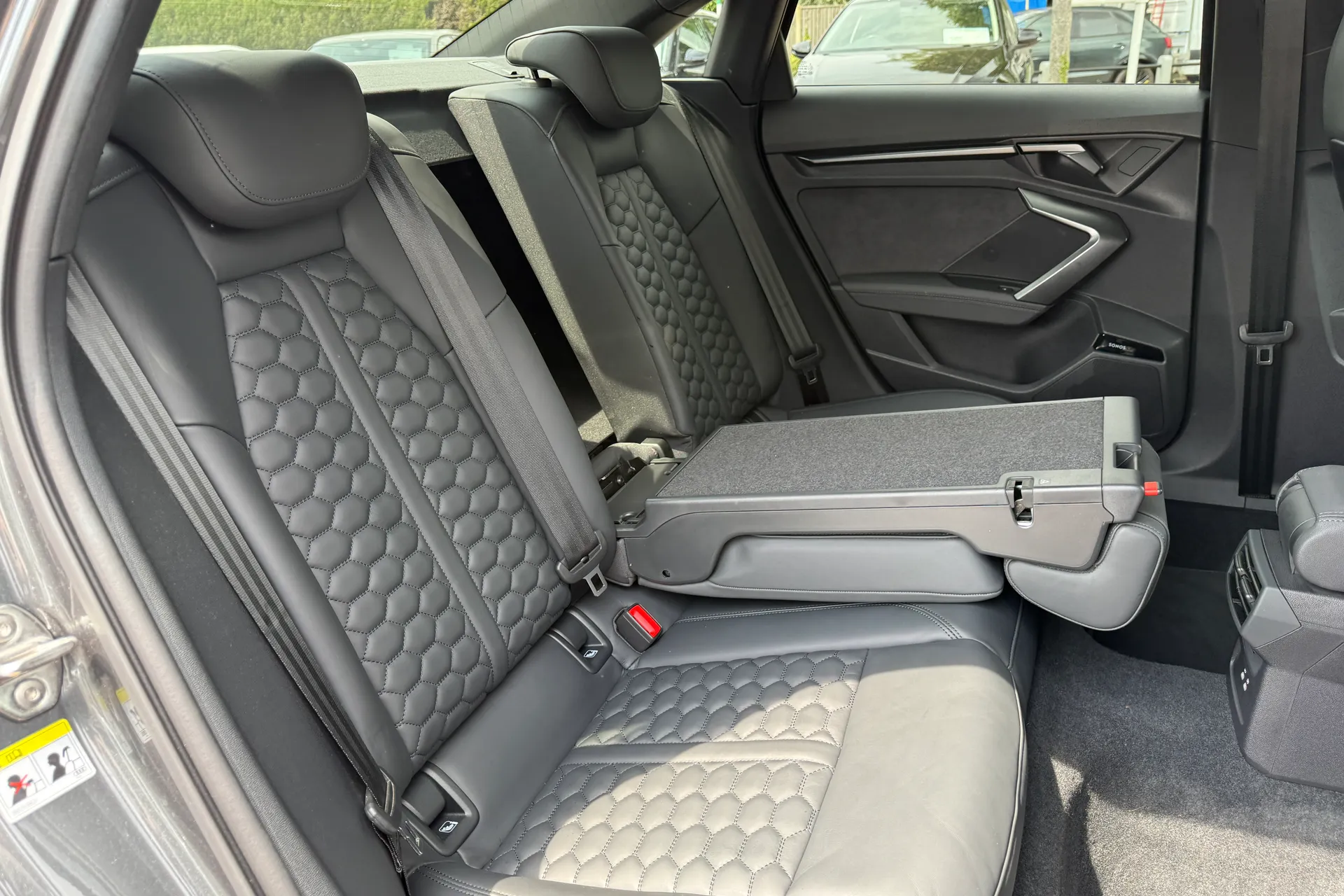 Audi RS3 thumbnail image number 60