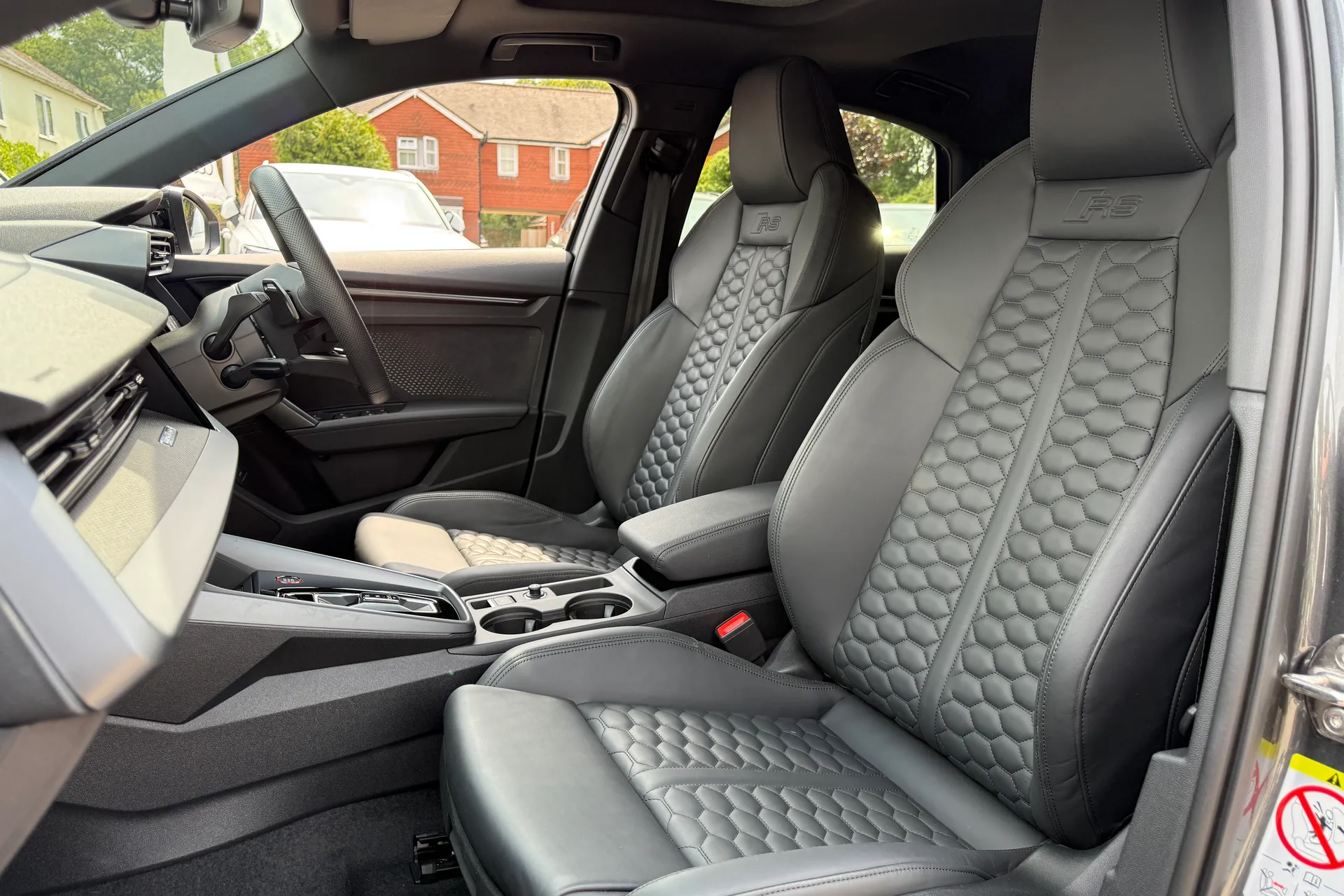 Audi RS3 thumbnail image number 40