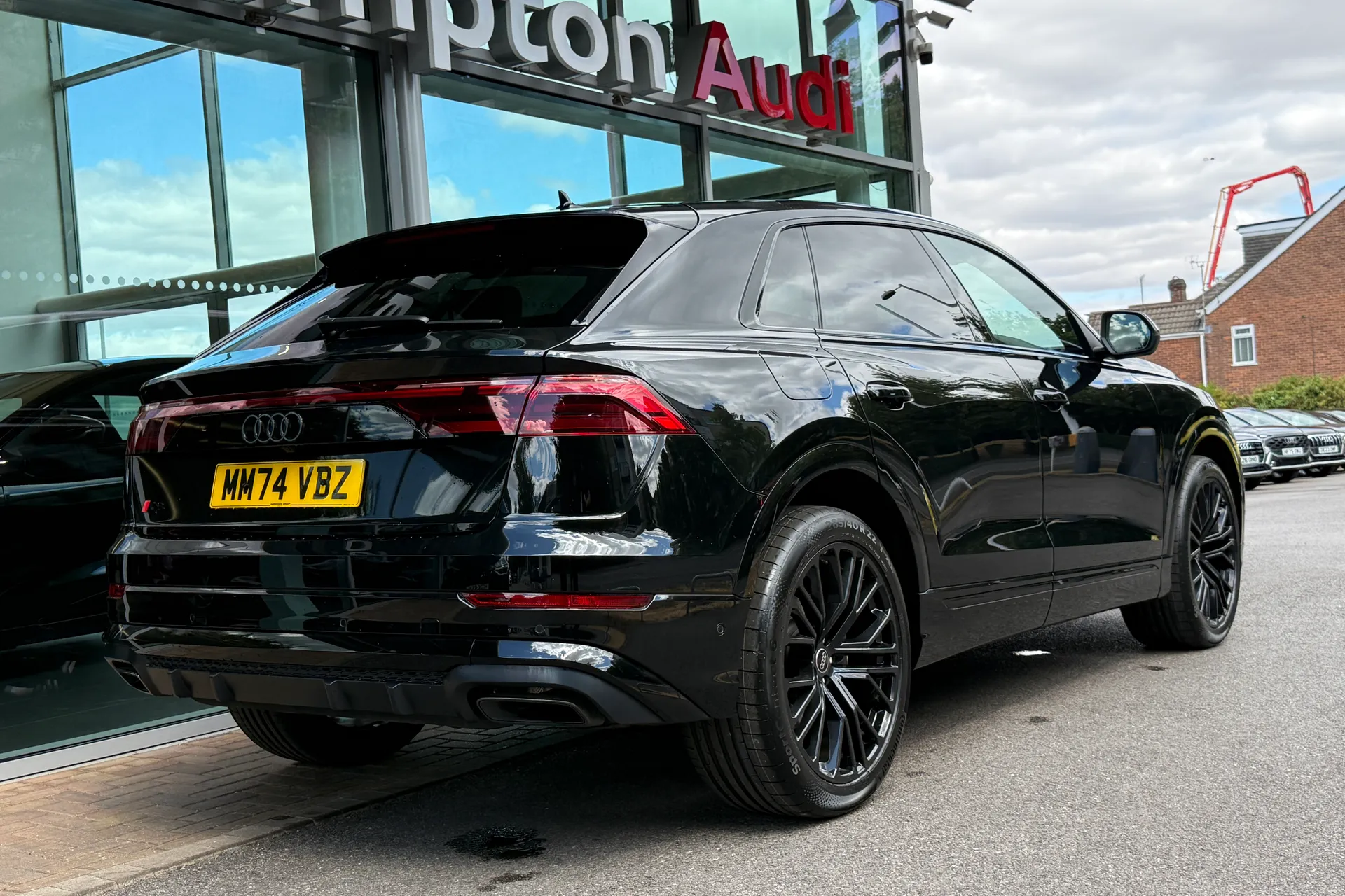 Audi Q8 thumbnail image number 39