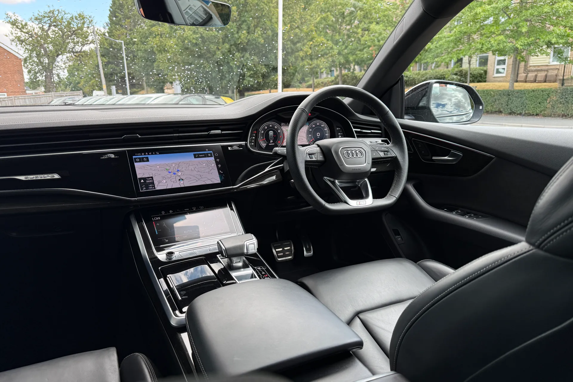 Audi Q8 thumbnail image number 34