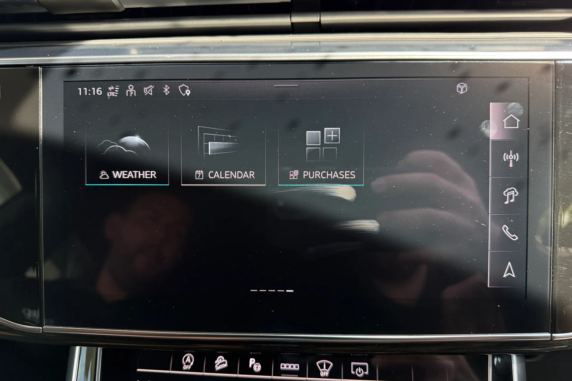Audi Q8 thumbnail image number 15