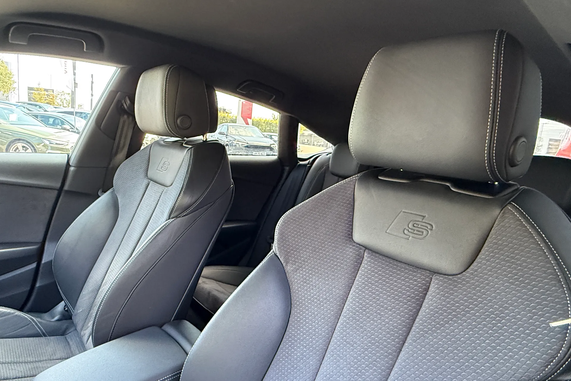 Audi A5 thumbnail image number 34