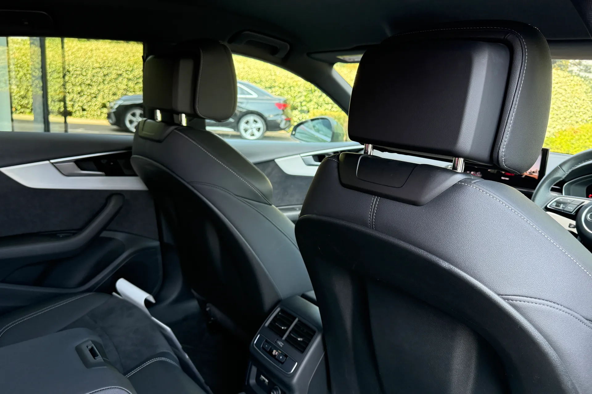 Audi A5 thumbnail image number 42