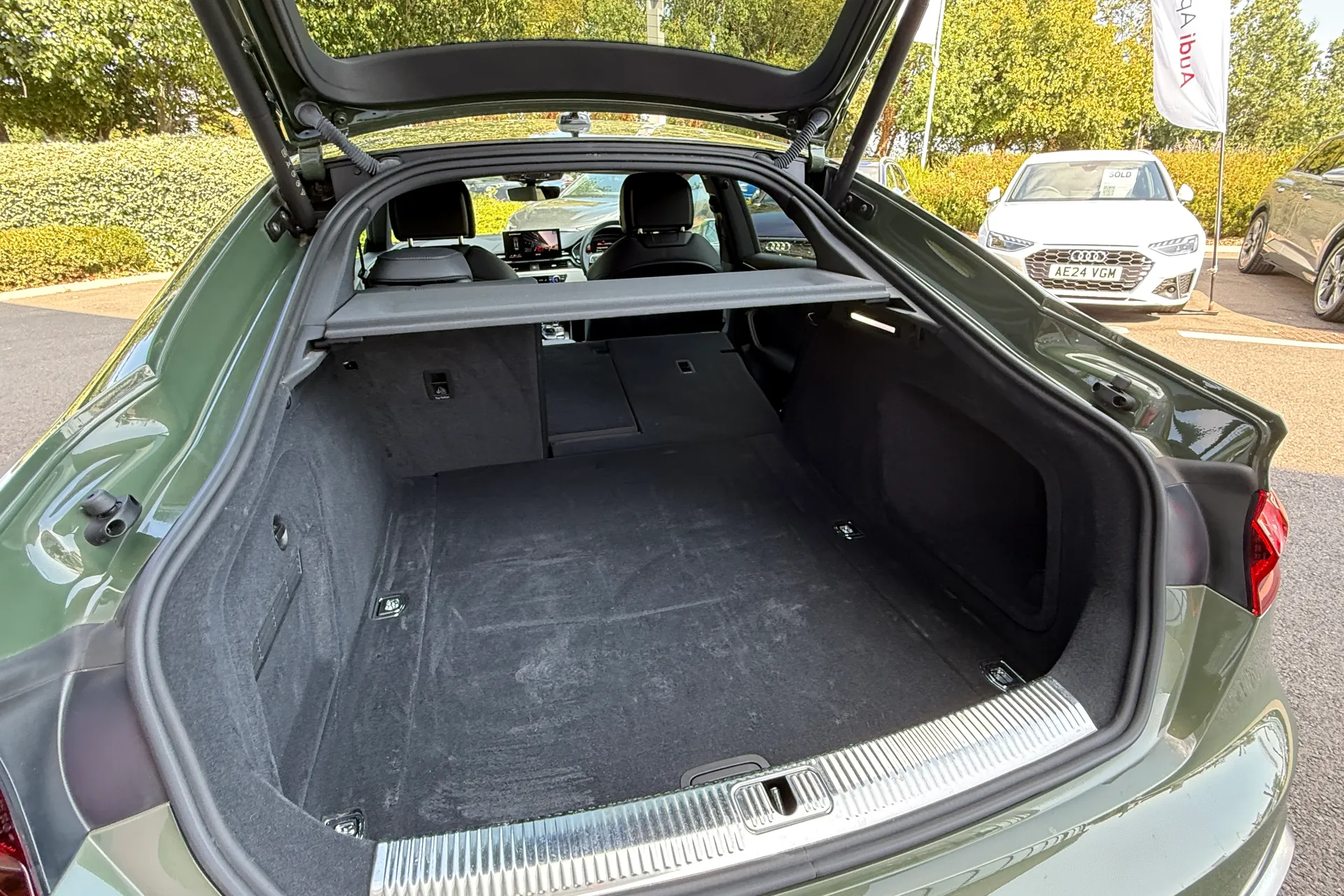 Audi A5 thumbnail image number 44
