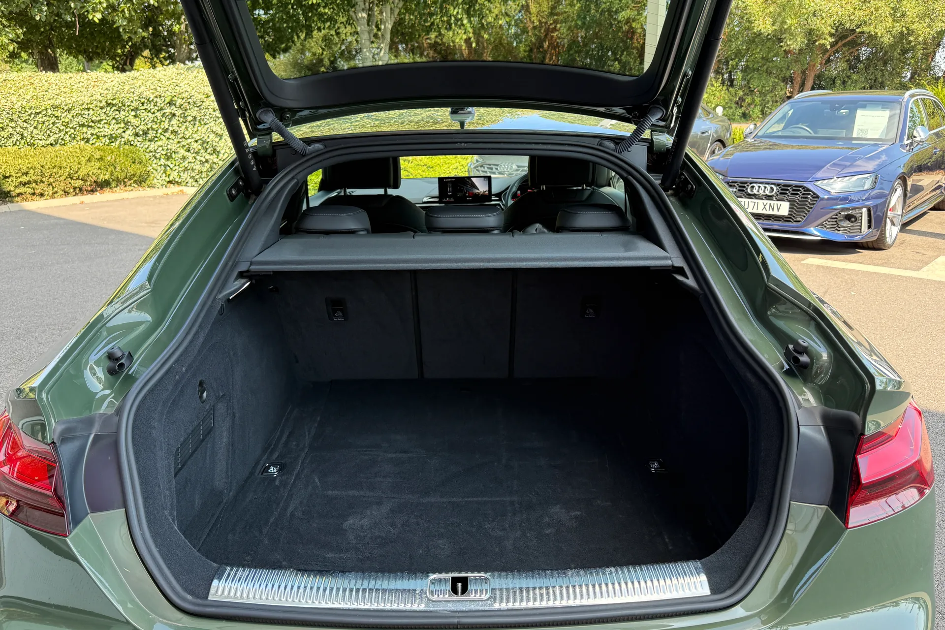 Audi A5 thumbnail image number 40