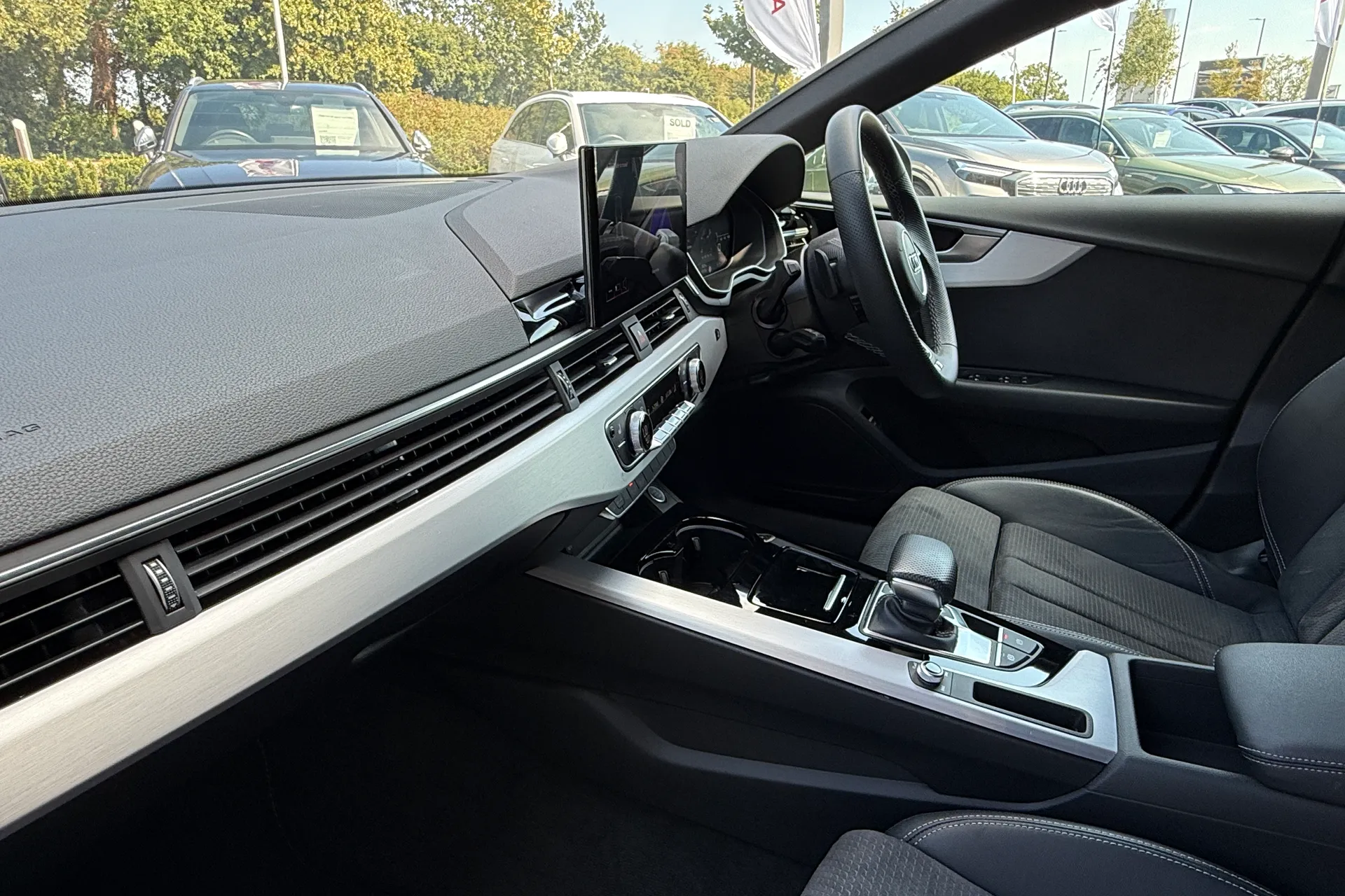 Audi A5 thumbnail image number 30