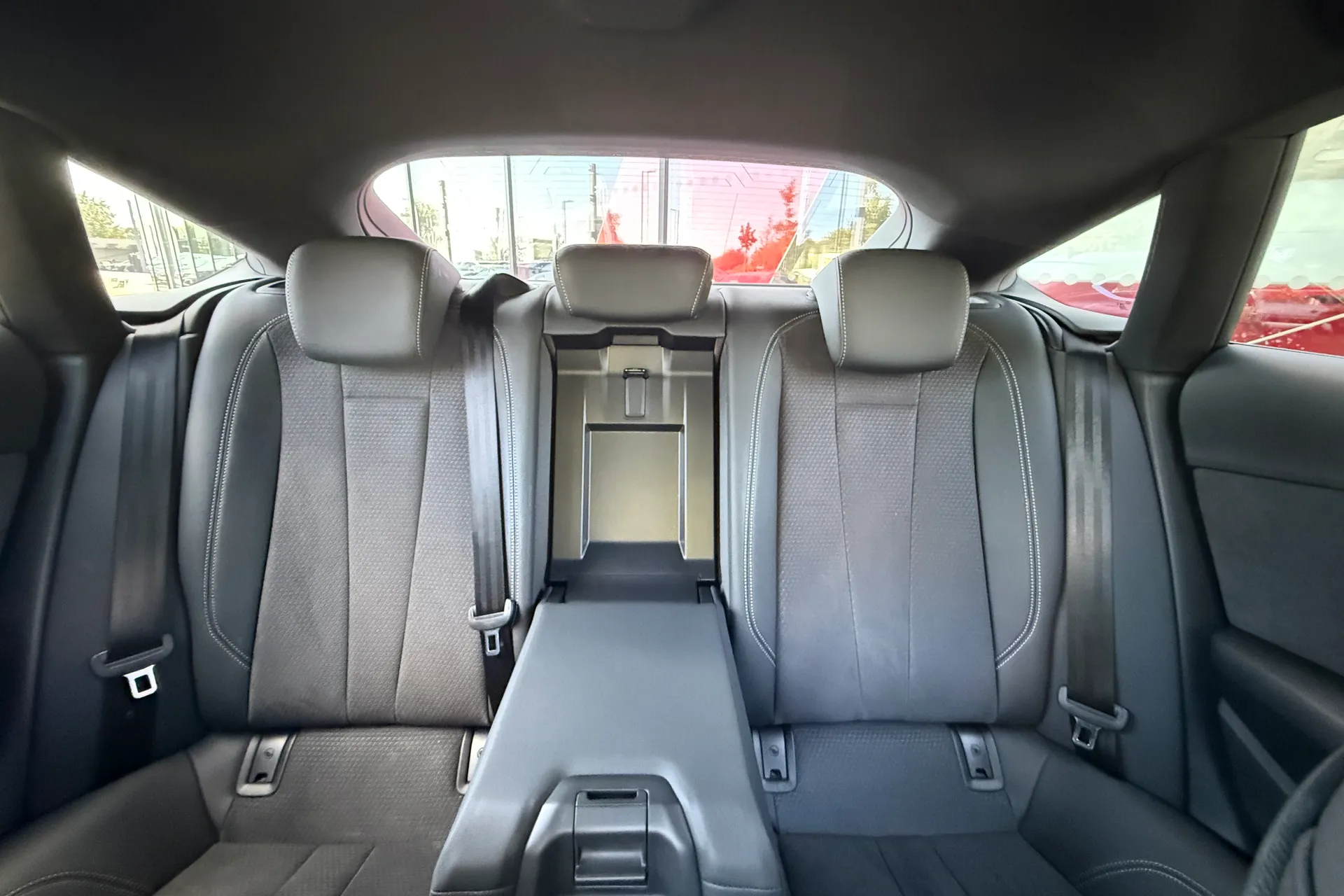 Audi A5 thumbnail image number 37