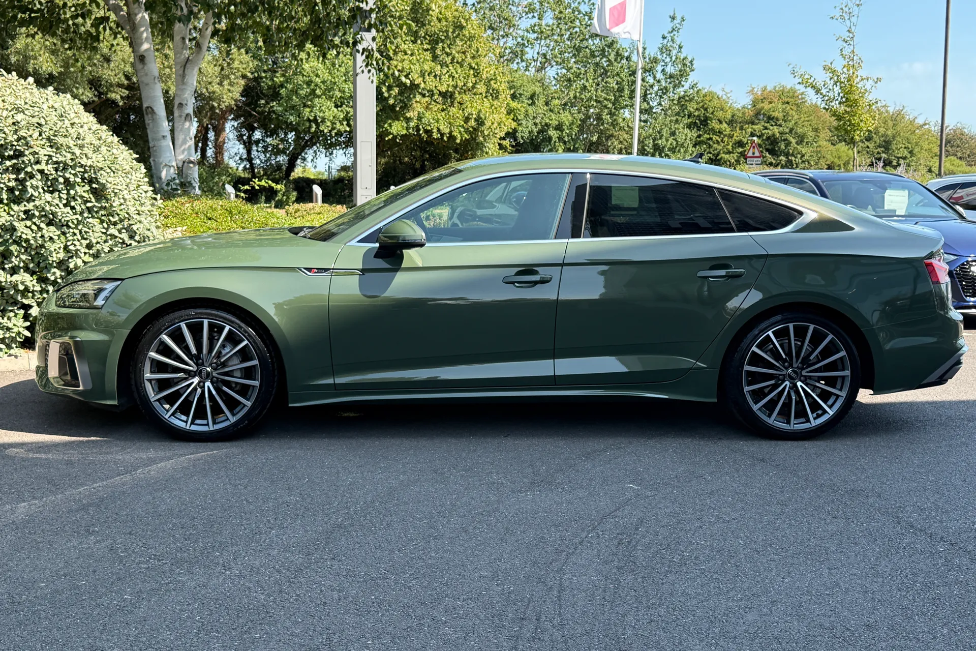 Audi A5 thumbnail image number 31