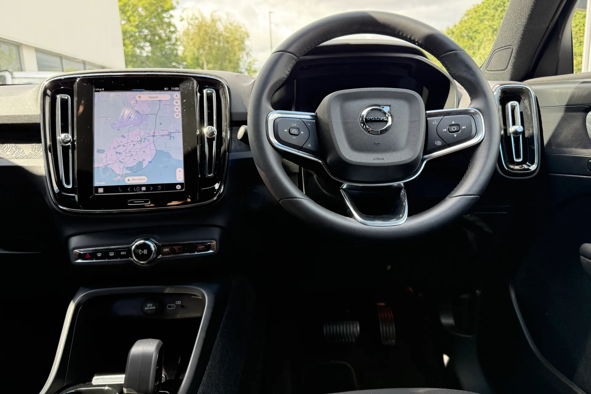 Volvo XC40 thumbnail image number 34