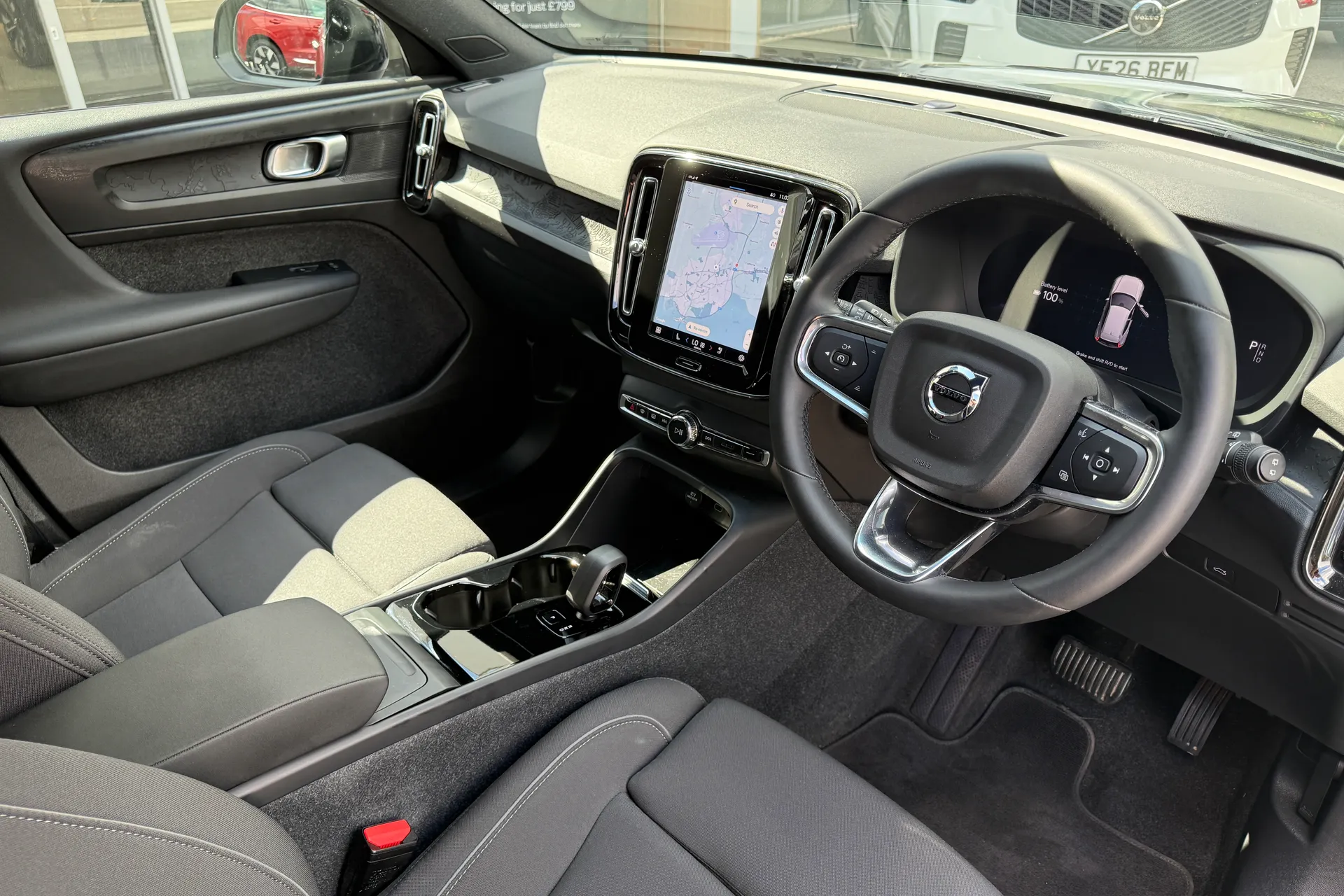 Volvo XC40 thumbnail image number 6