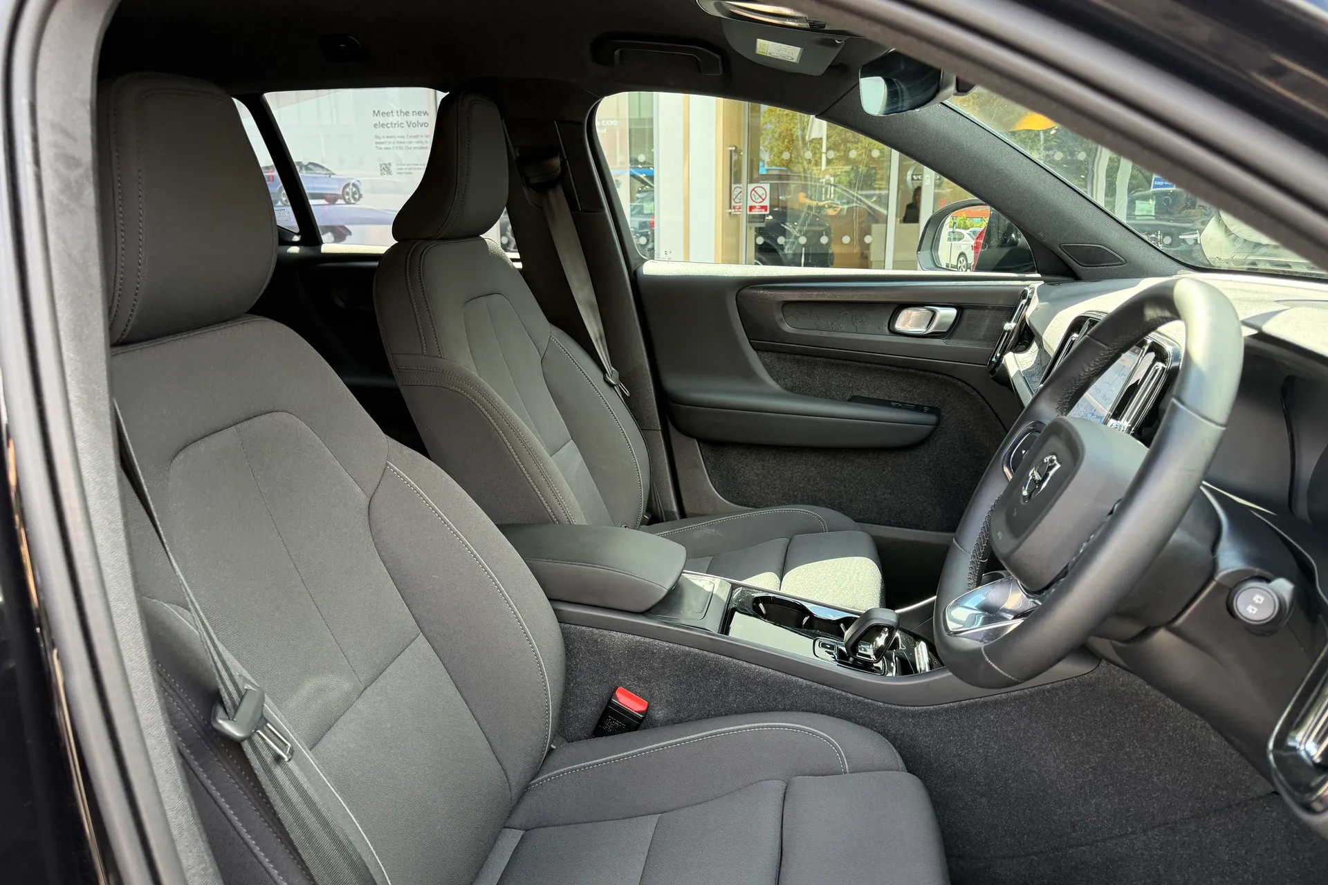 Volvo XC40 thumbnail image number 27