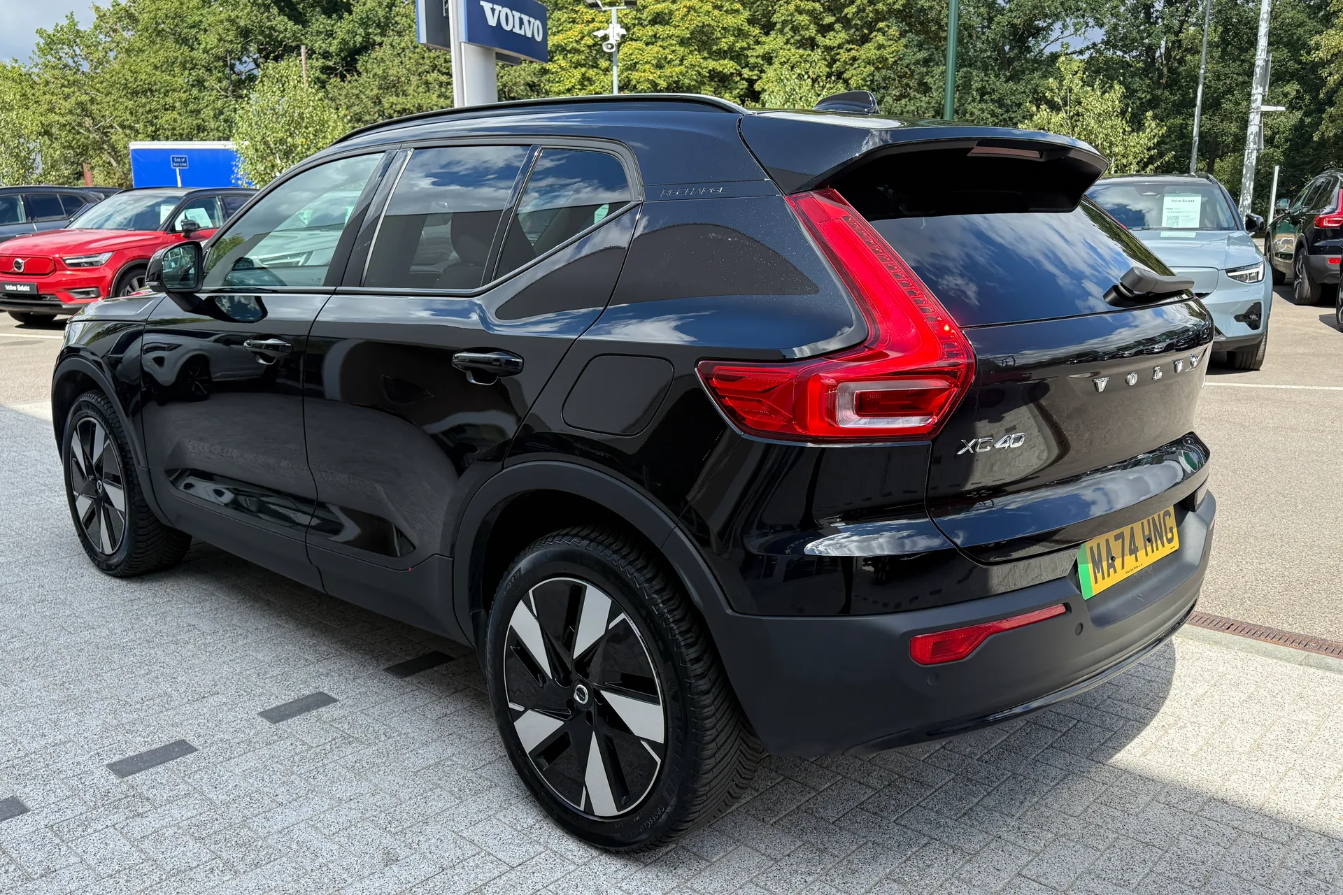 Volvo XC40 thumbnail image number 11