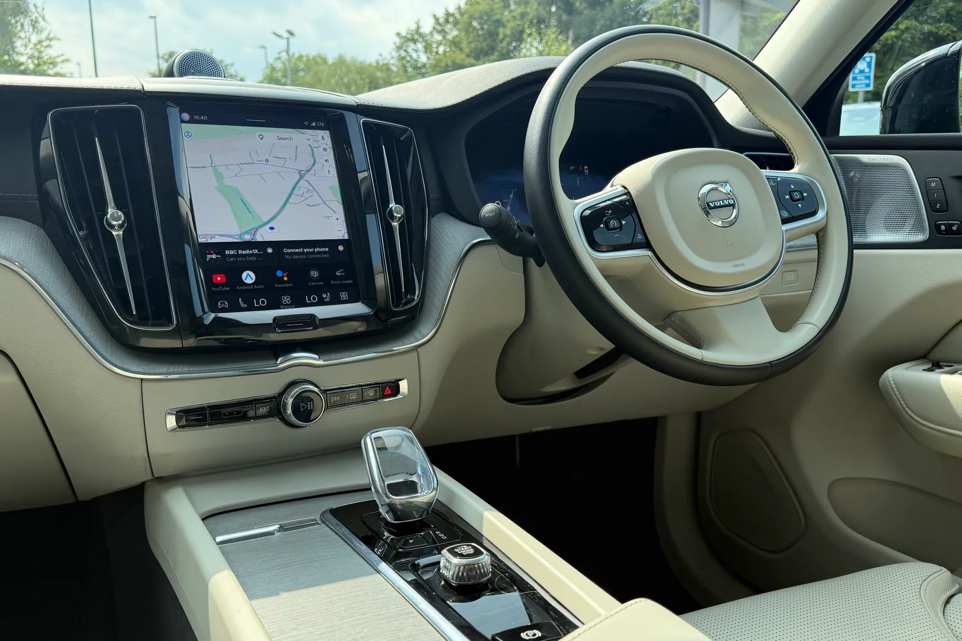 Volvo XC60 thumbnail image number 35