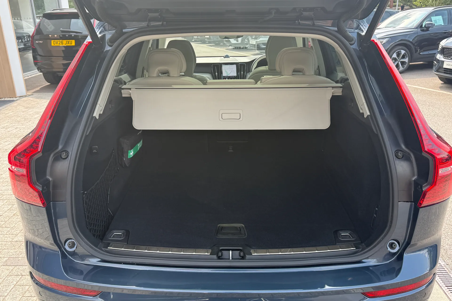 Volvo XC60 thumbnail image number 20