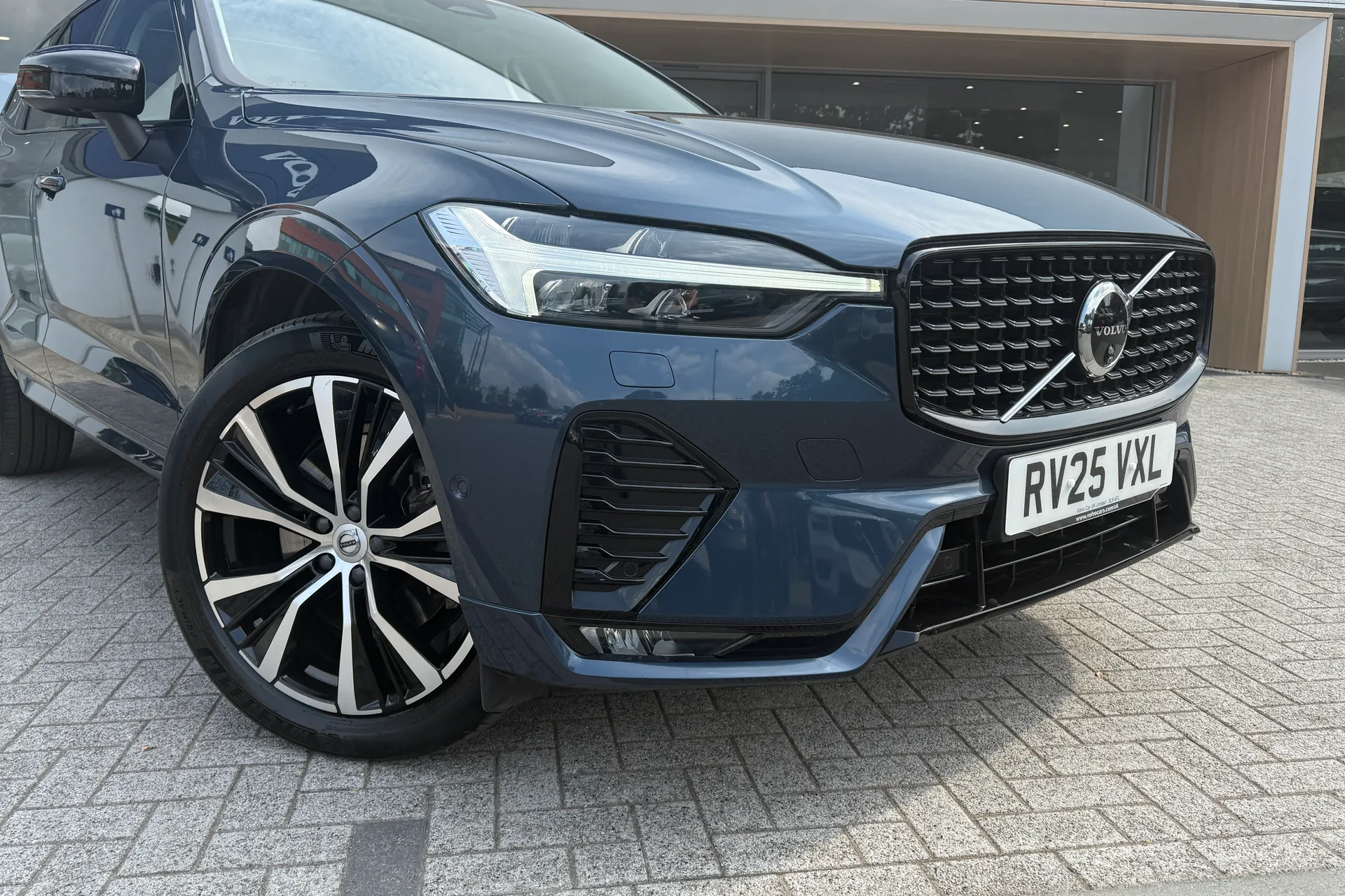 Volvo XC60 thumbnail image number 7
