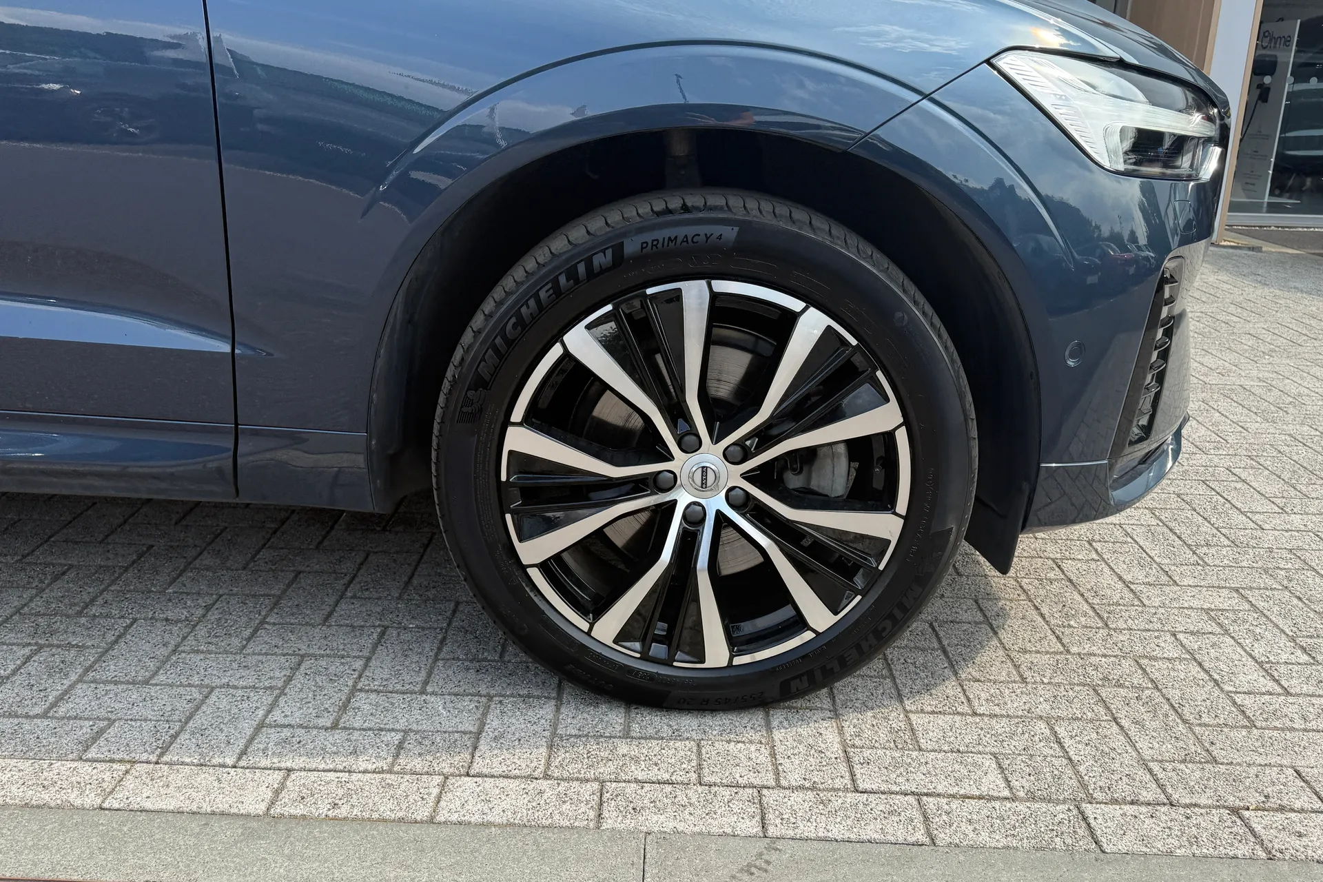 Volvo XC60 thumbnail image number 14